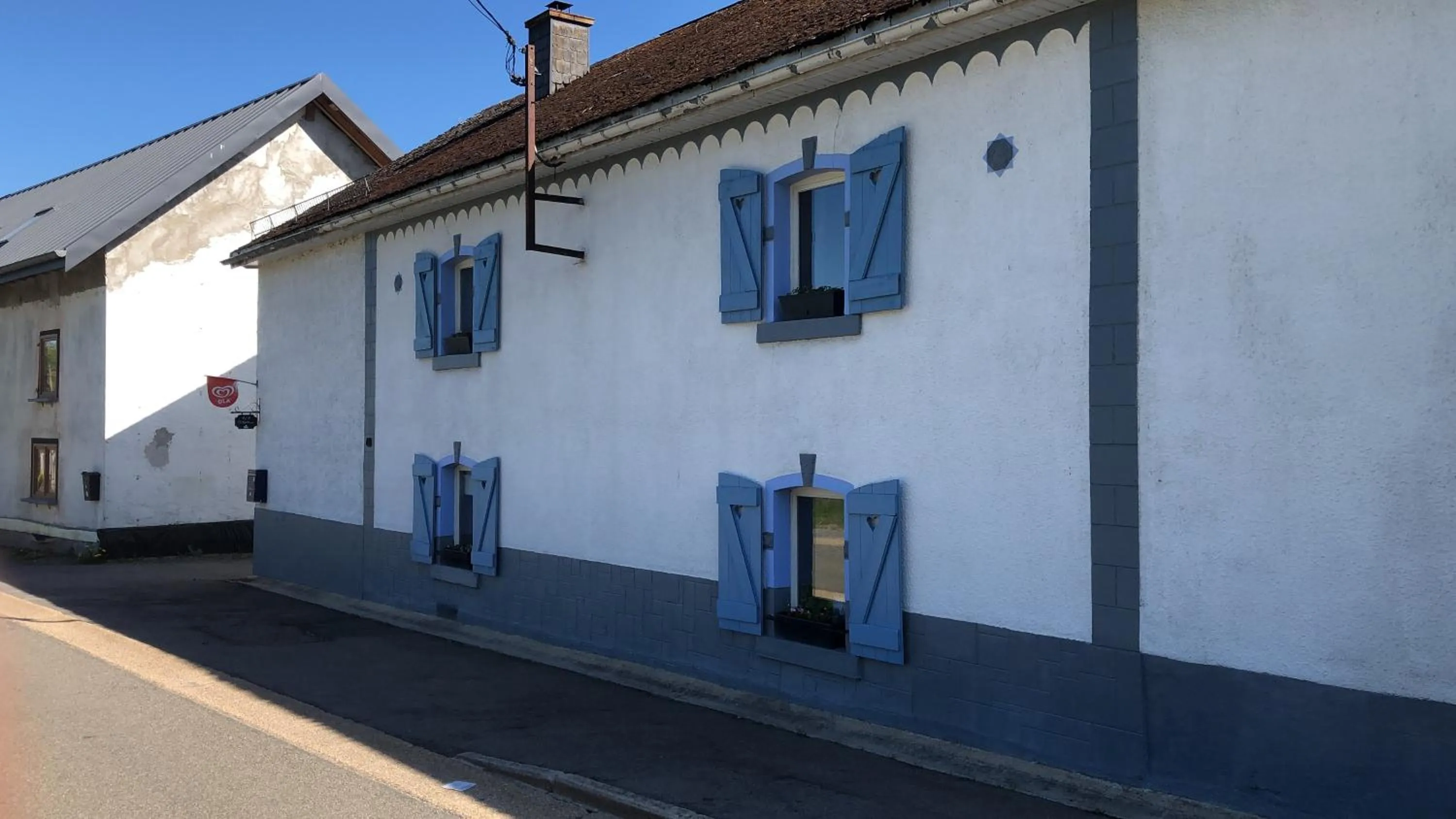 Facade/entrance in B&B De Eifelhoeve