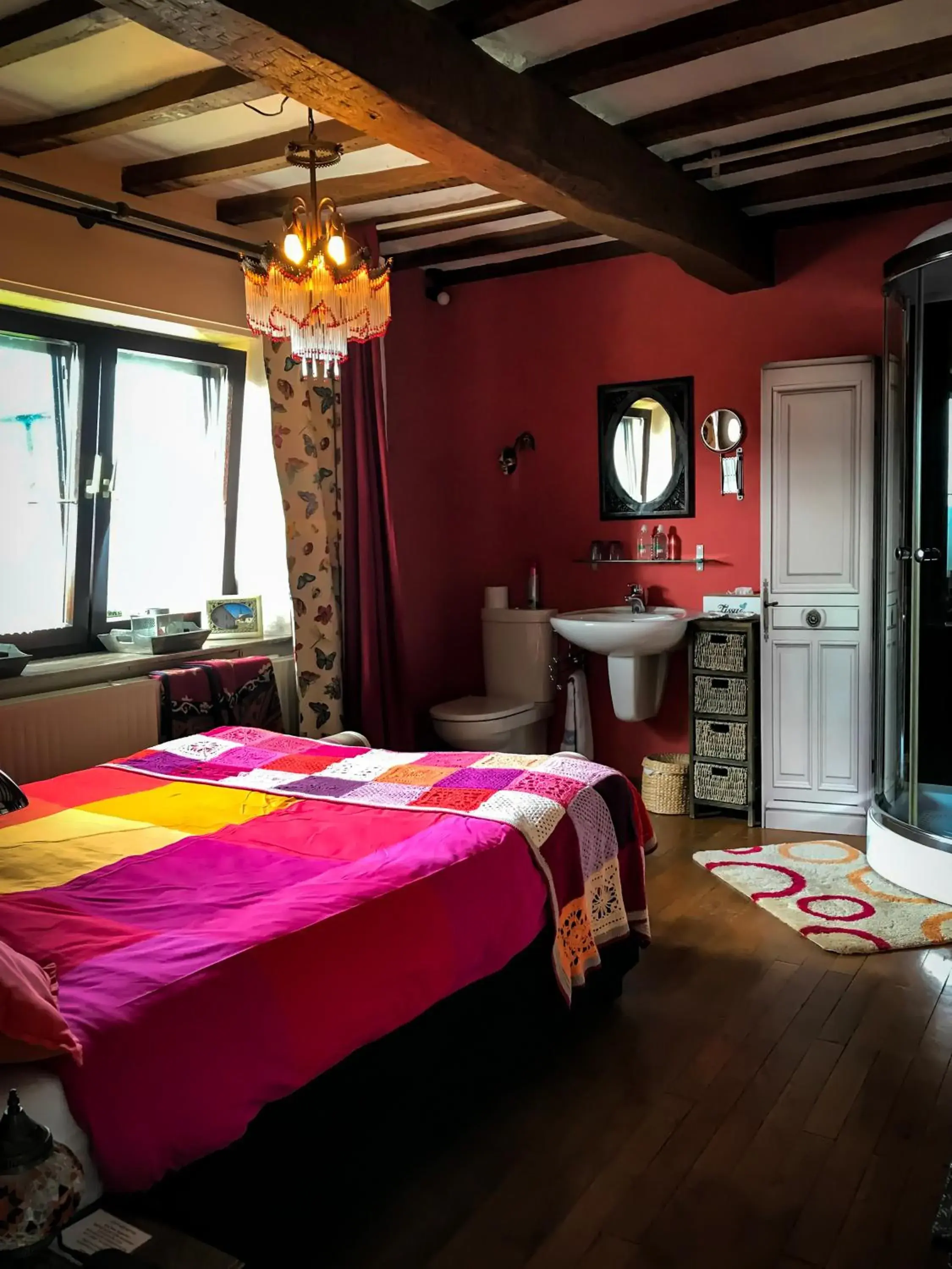 Double Room with Shower in B&B De Eifelhoeve Double Room with Shower in B&B De Eifelhoeve