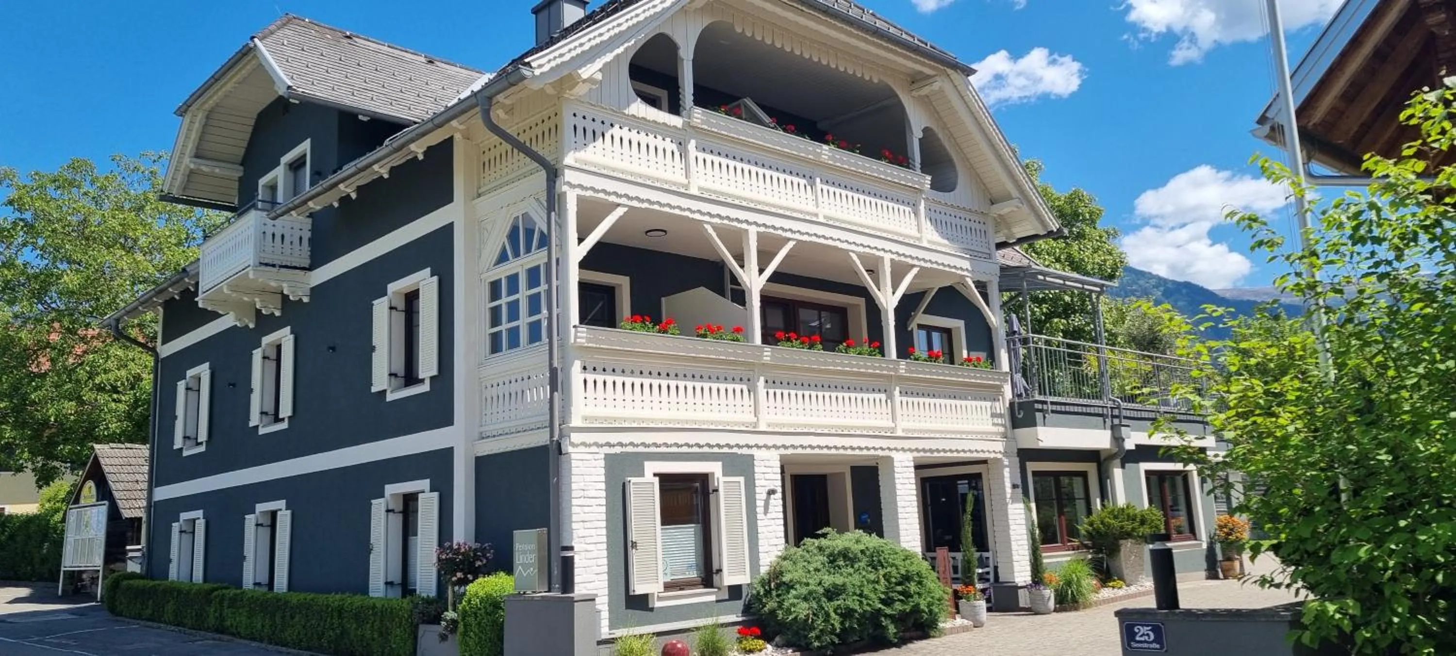 Property building in Pension Linder