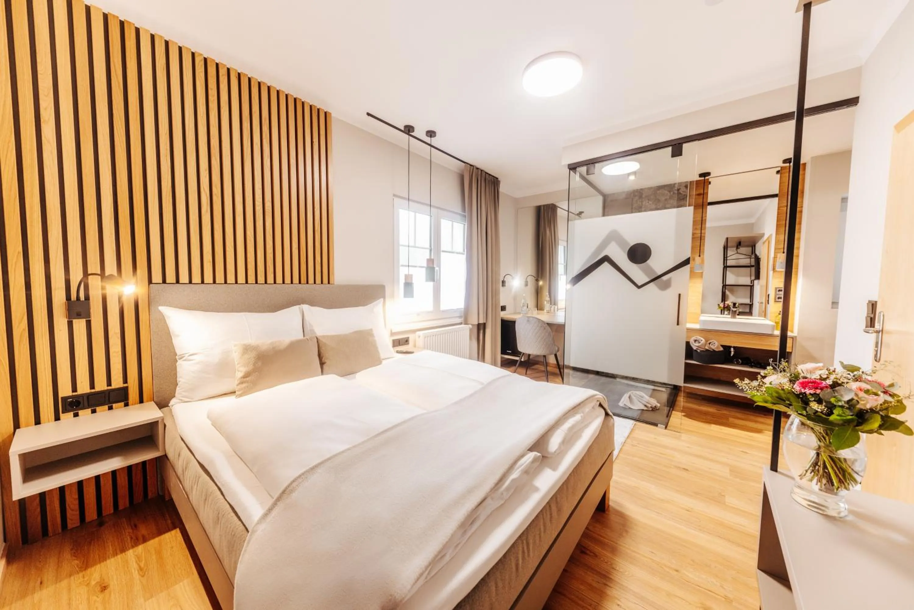 Photo of the whole room, Bed in Pension Linder