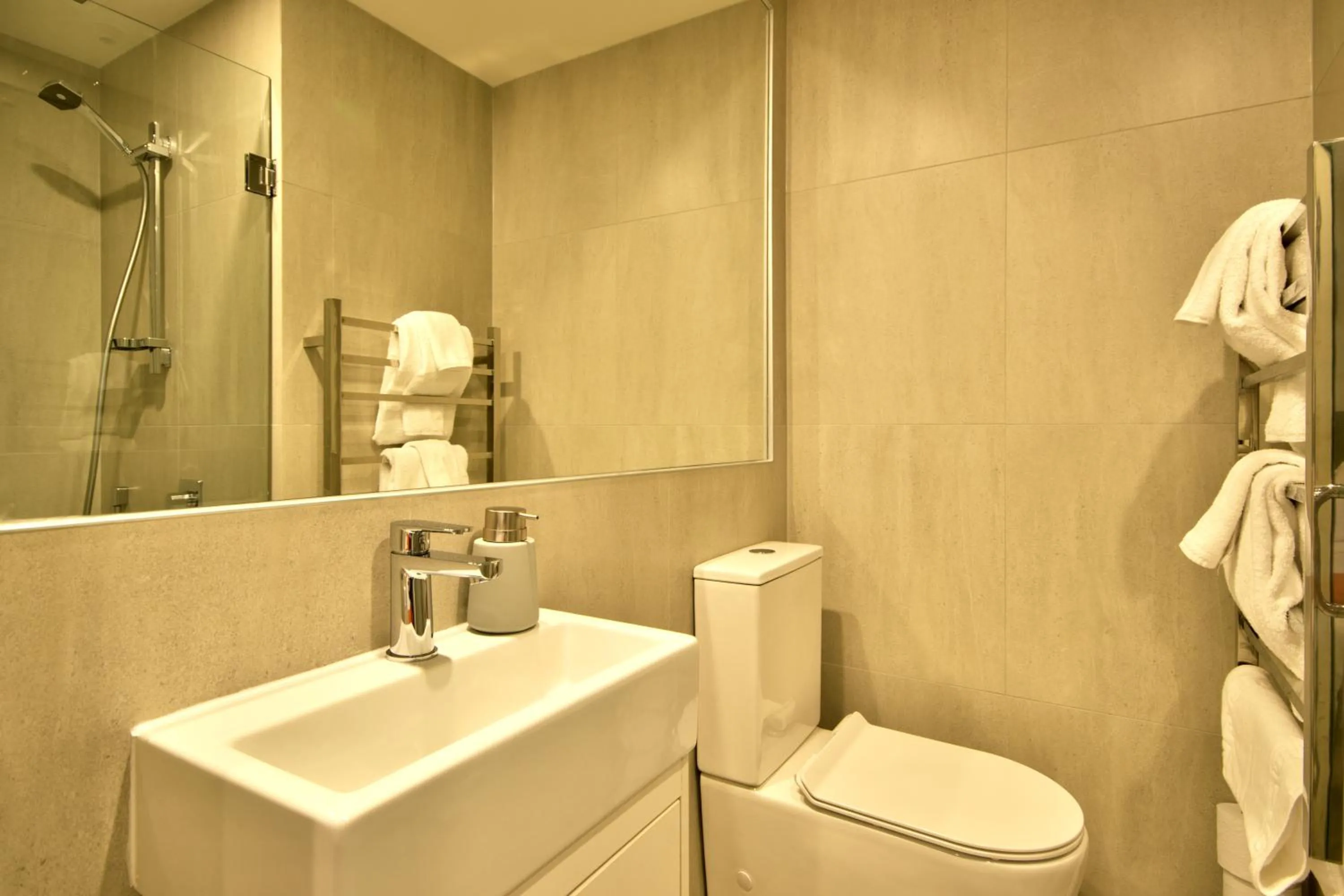 Toilet in Highview Central
