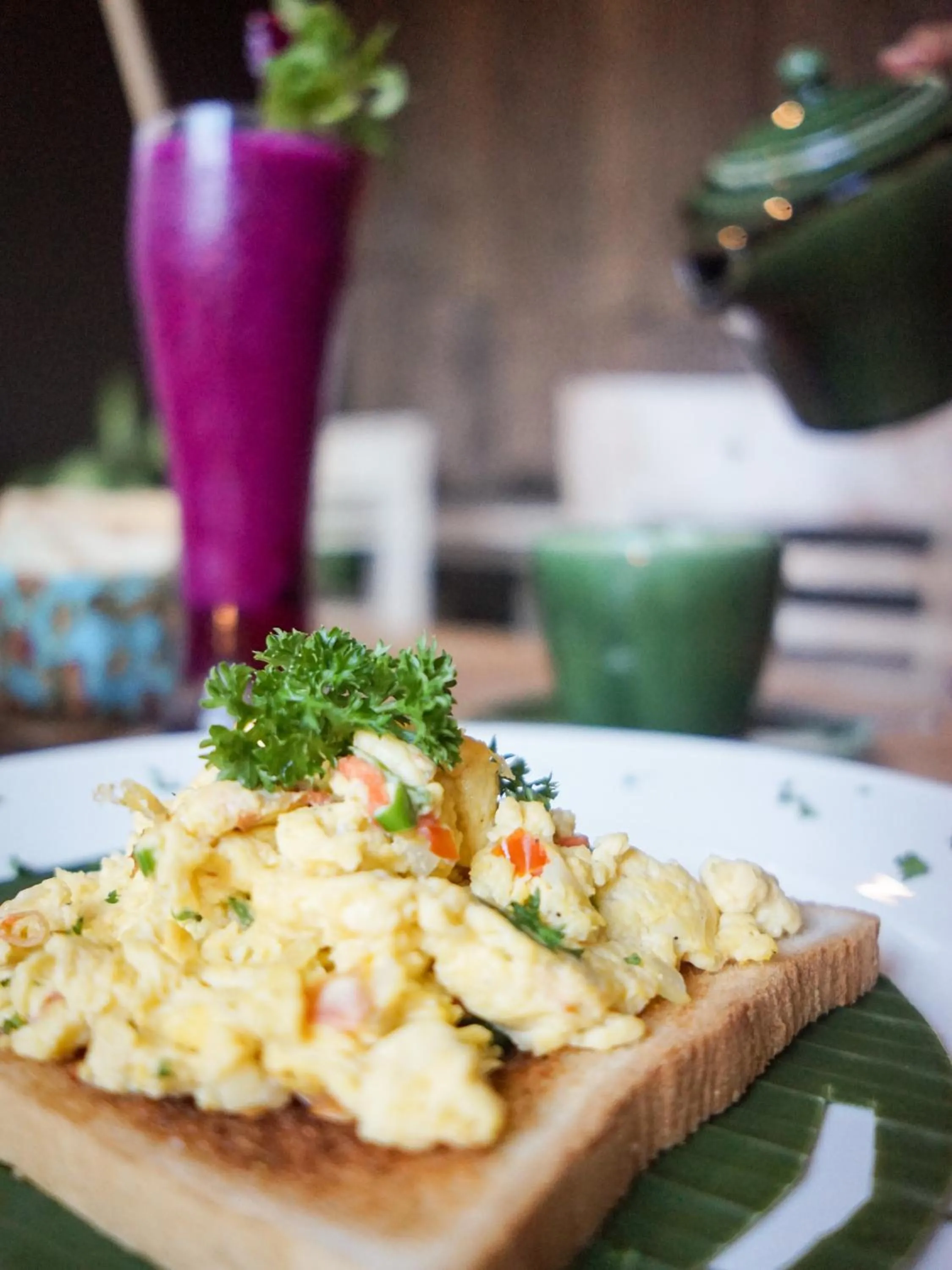 Breakfast in Green Bird Villa