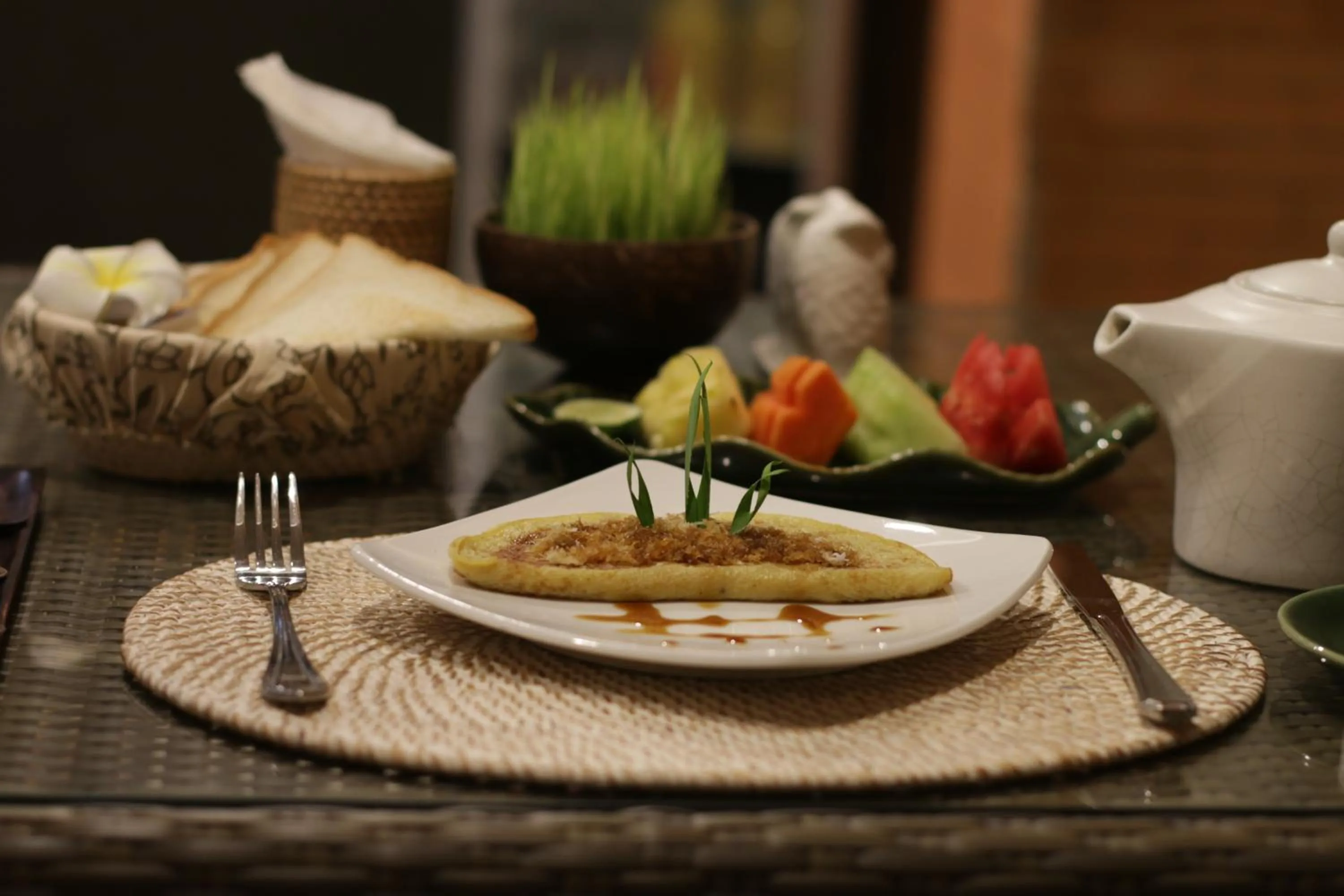 Food and drinks in Green Bird Villa