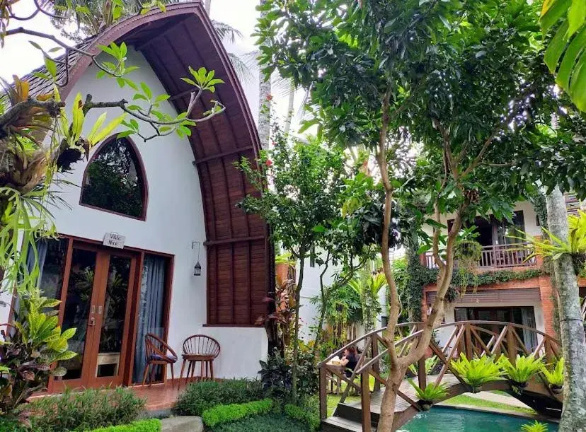 Property building in Green Bird Villa Property building in Green Bird Villa