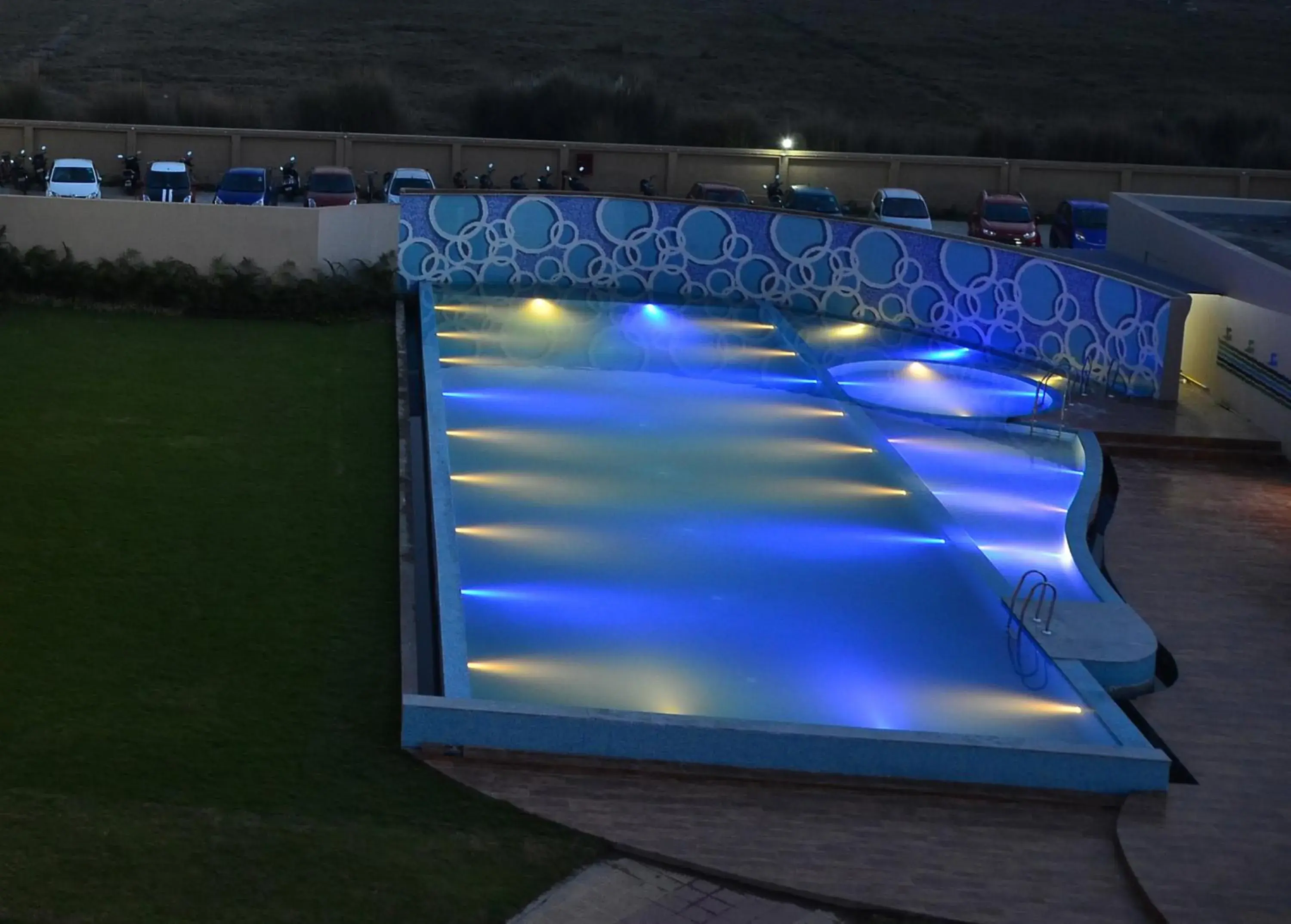 Swimming pool in Sinclairs Burdwan Swimming pool in Sinclairs Burdwan