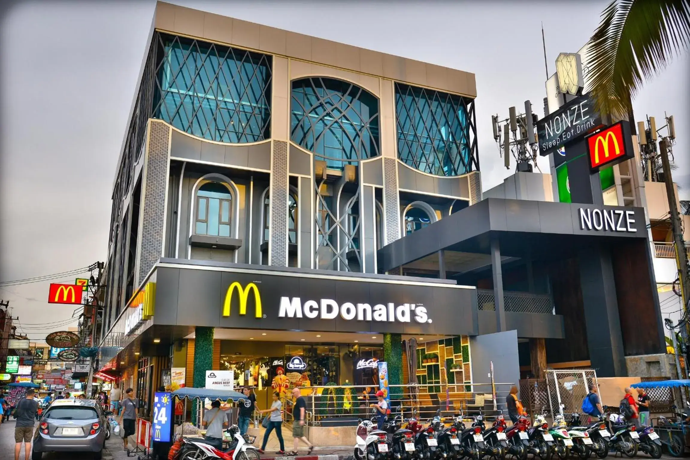 Facade/entrance in Nonze Hostel Facade/entrance in Nonze Hostel