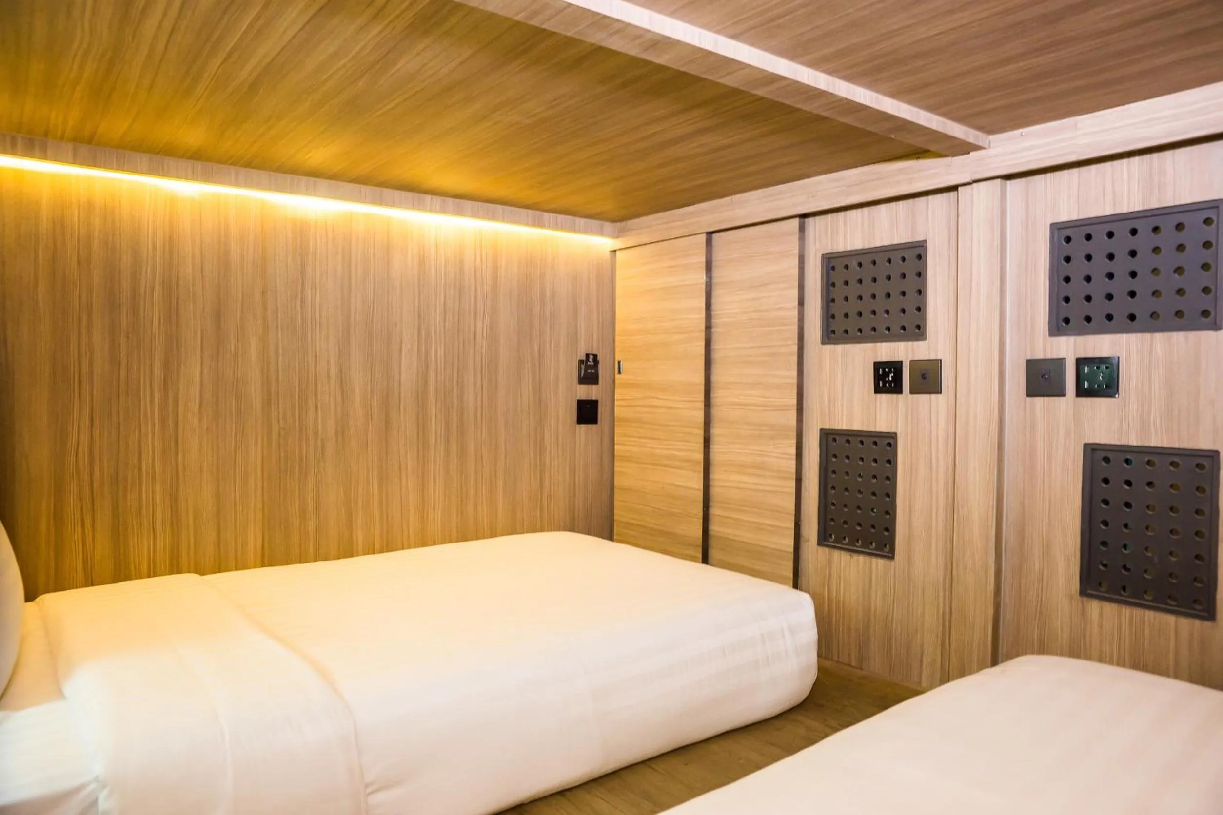 Decorative detail, Bed in Nonze Hostel