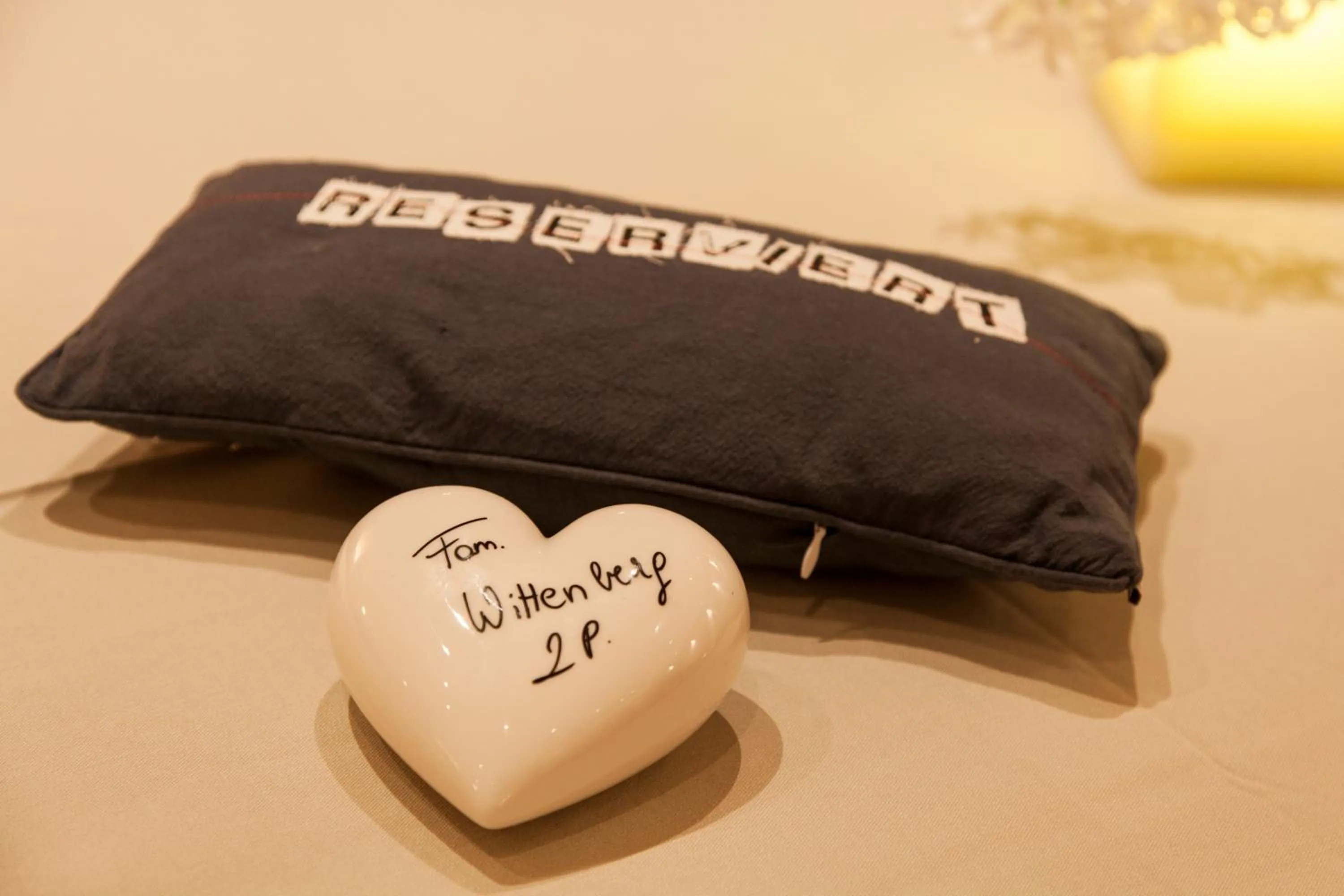 Decorative detail, Bed in AmDorfplatzSuites B&B- Adultsfriendly