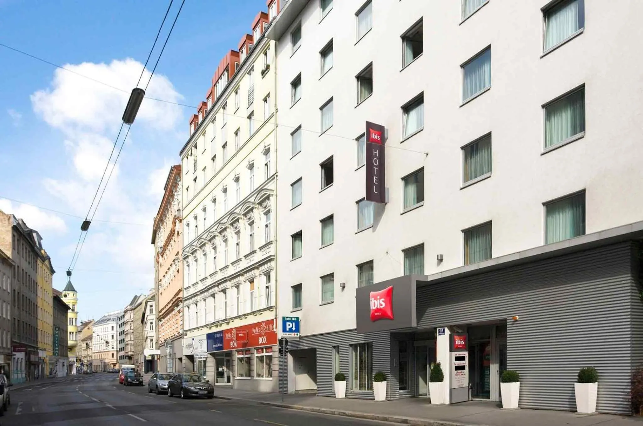 Property building in ibis Wien City