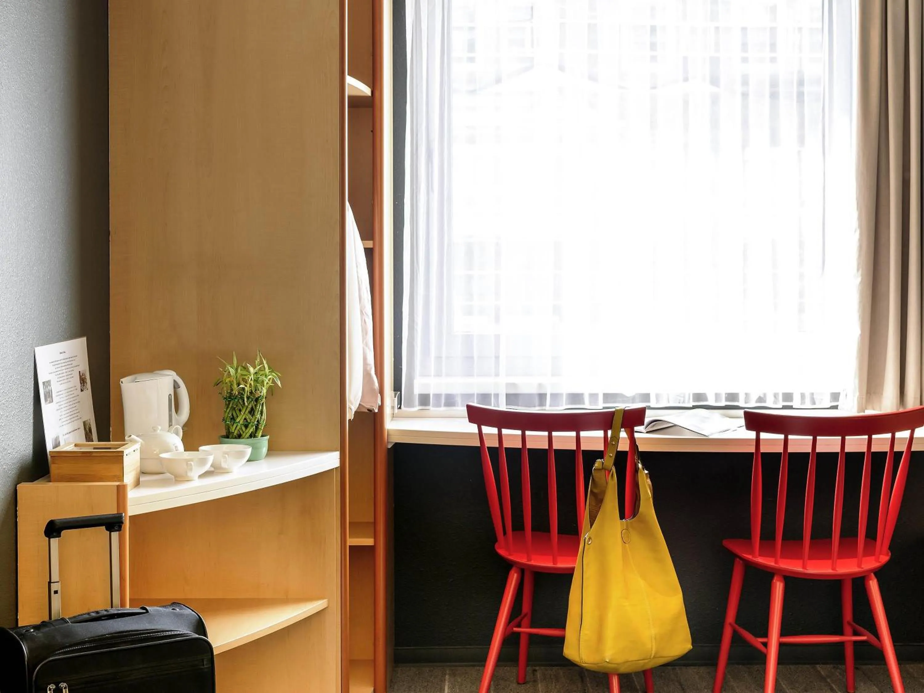 Bedroom in ibis Wien City