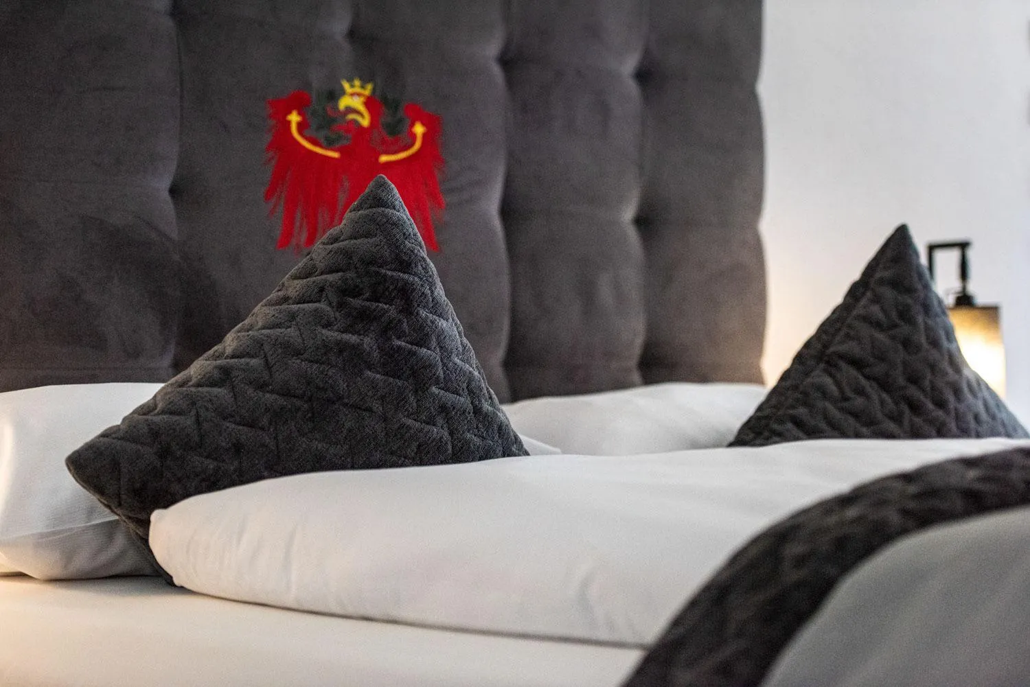 Decorative detail, Bed in Garni Das SONNALP