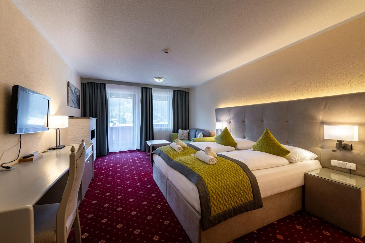 Photo of the whole room, Bed in Garni Das SONNALP