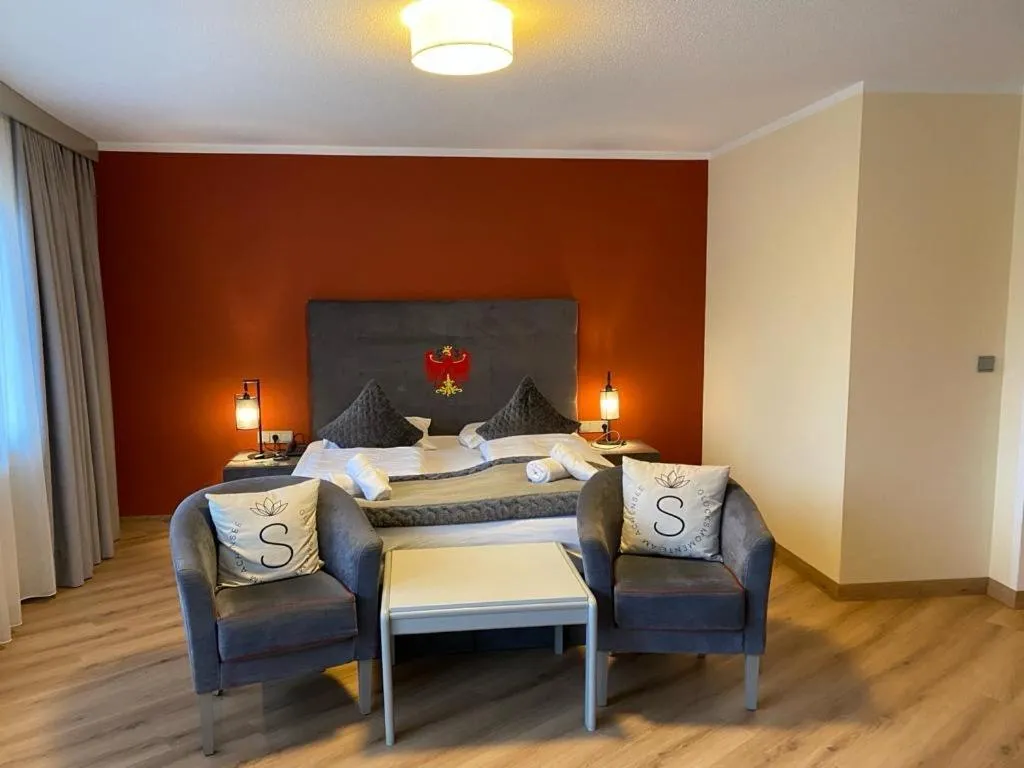 Photo of the whole room, Bed in Garni Das SONNALP