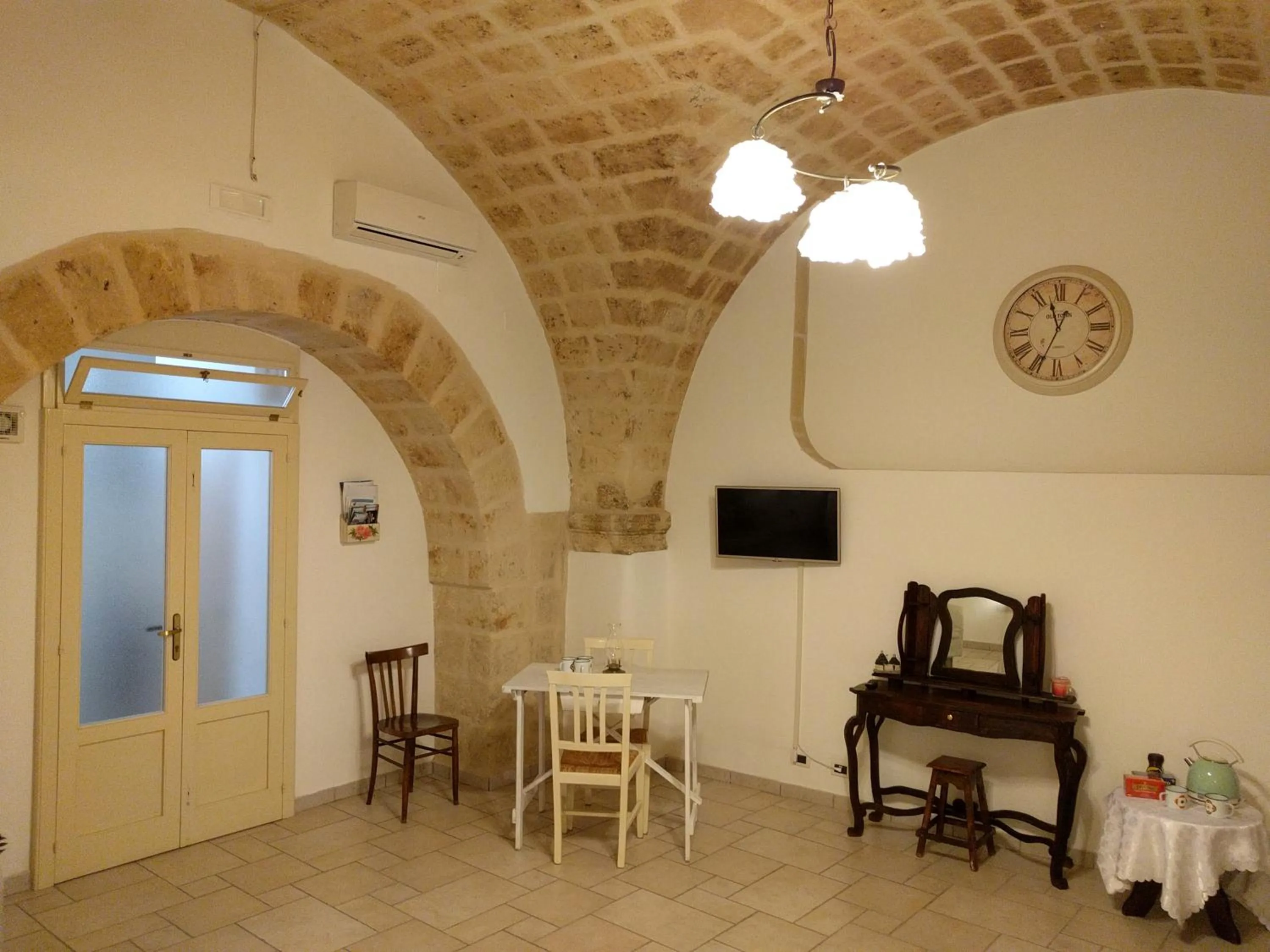 Dining area in Virginia B&B