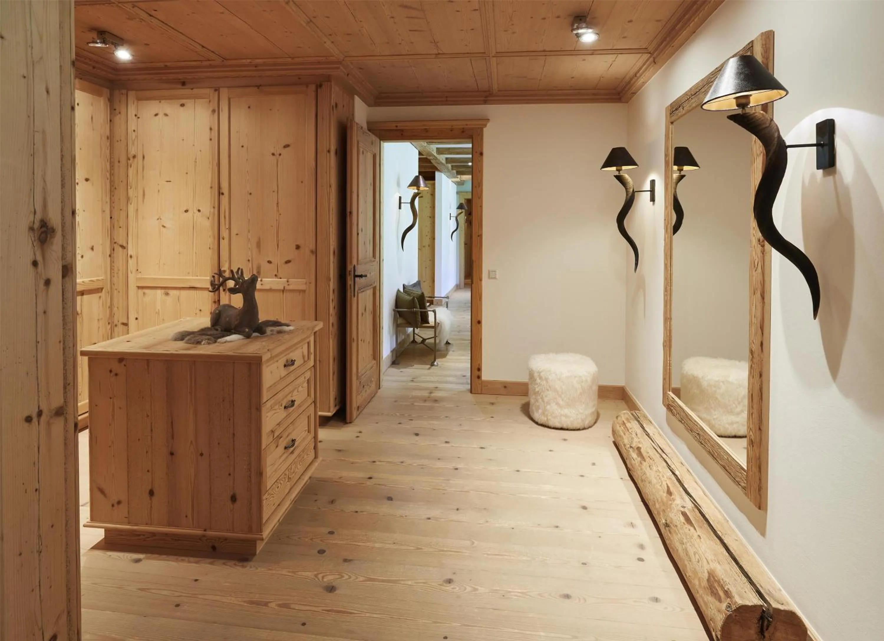 Photo of the whole room in Kempinski Hotel Das Tirol