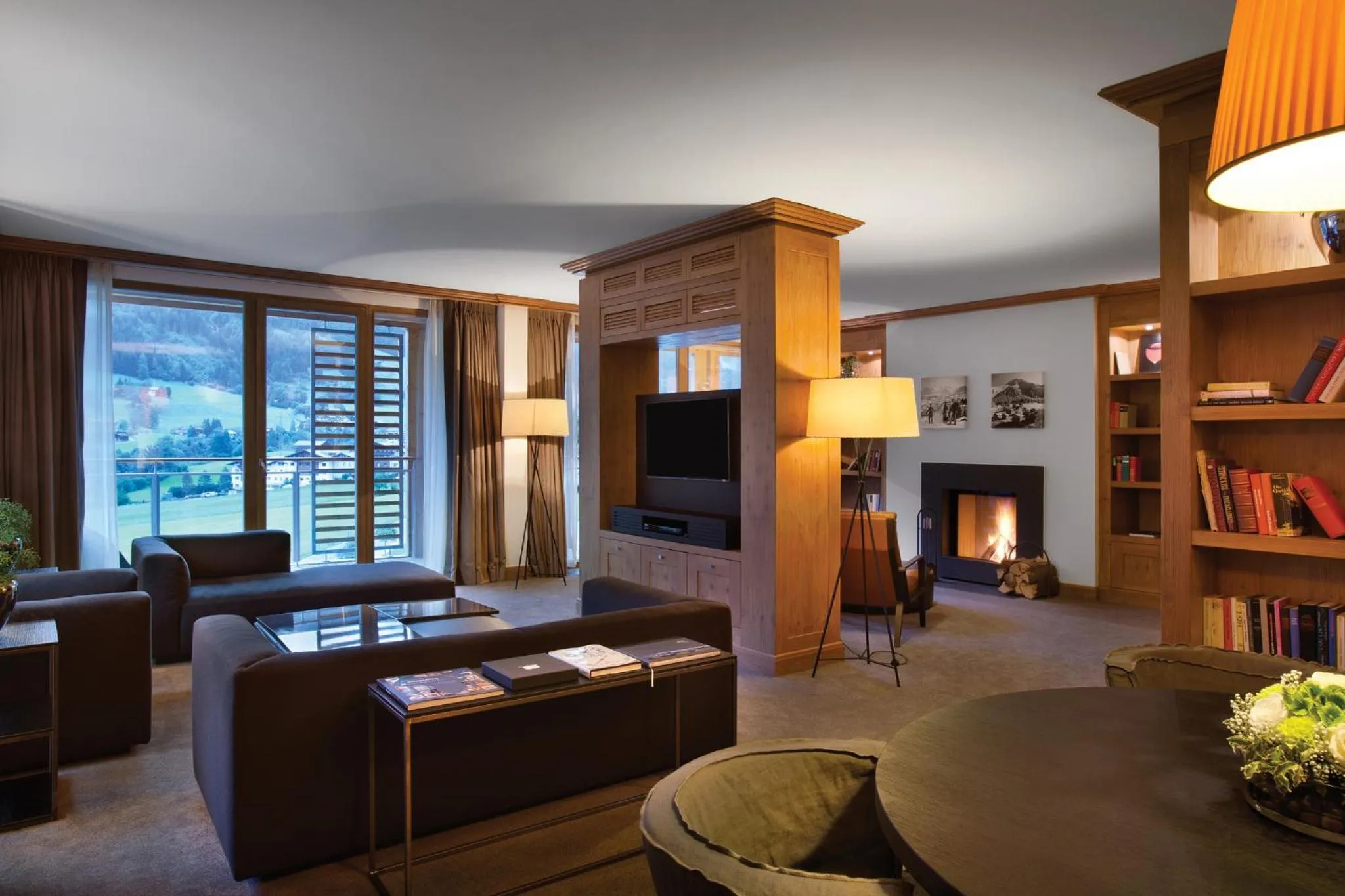 Living room in Kempinski Hotel Das Tirol