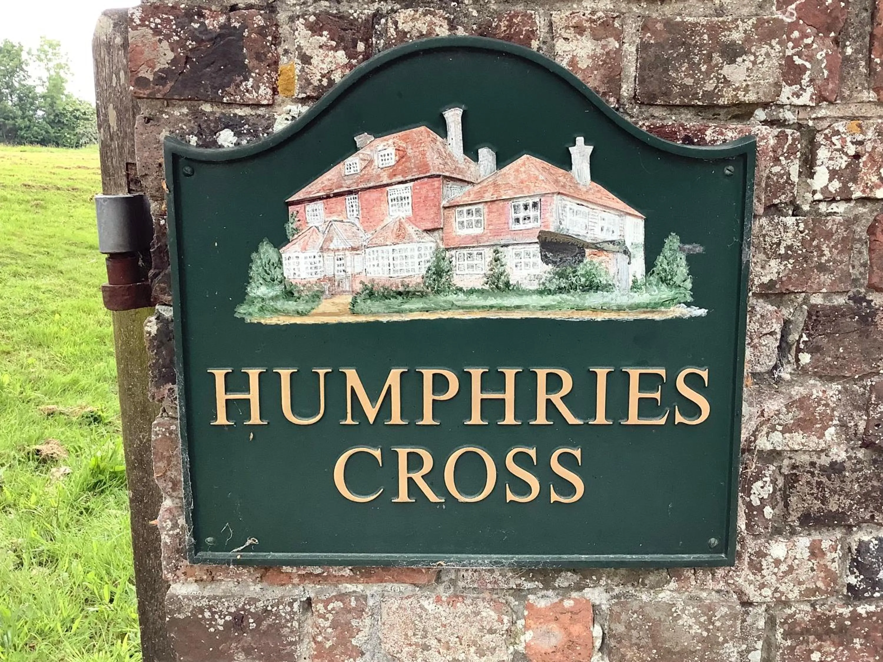 Logo/Certificate/Sign in Humphries Cross Apartments