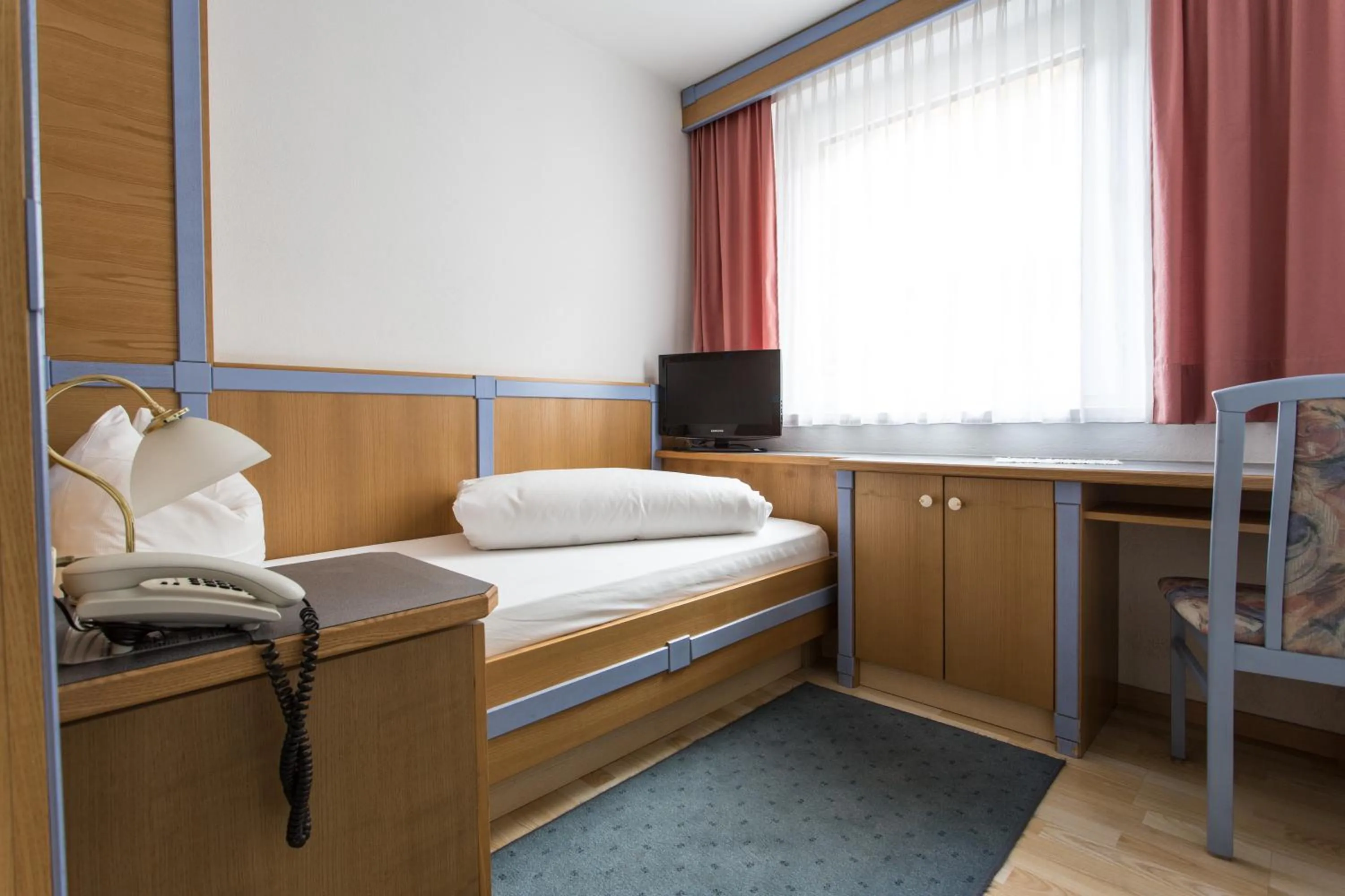 Bed in Hotel Das Zentrum