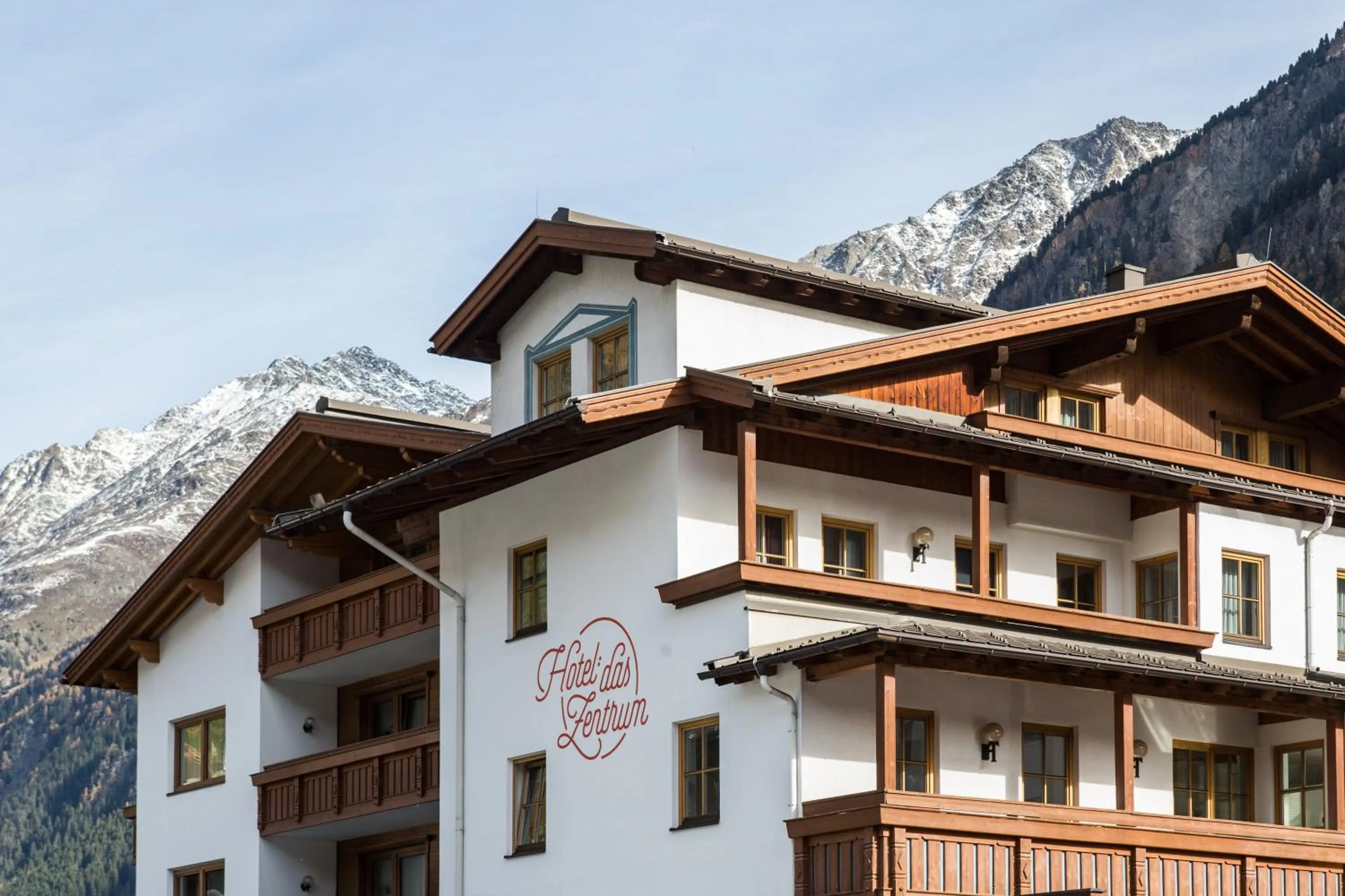 Facade/entrance in Hotel Das Zentrum
