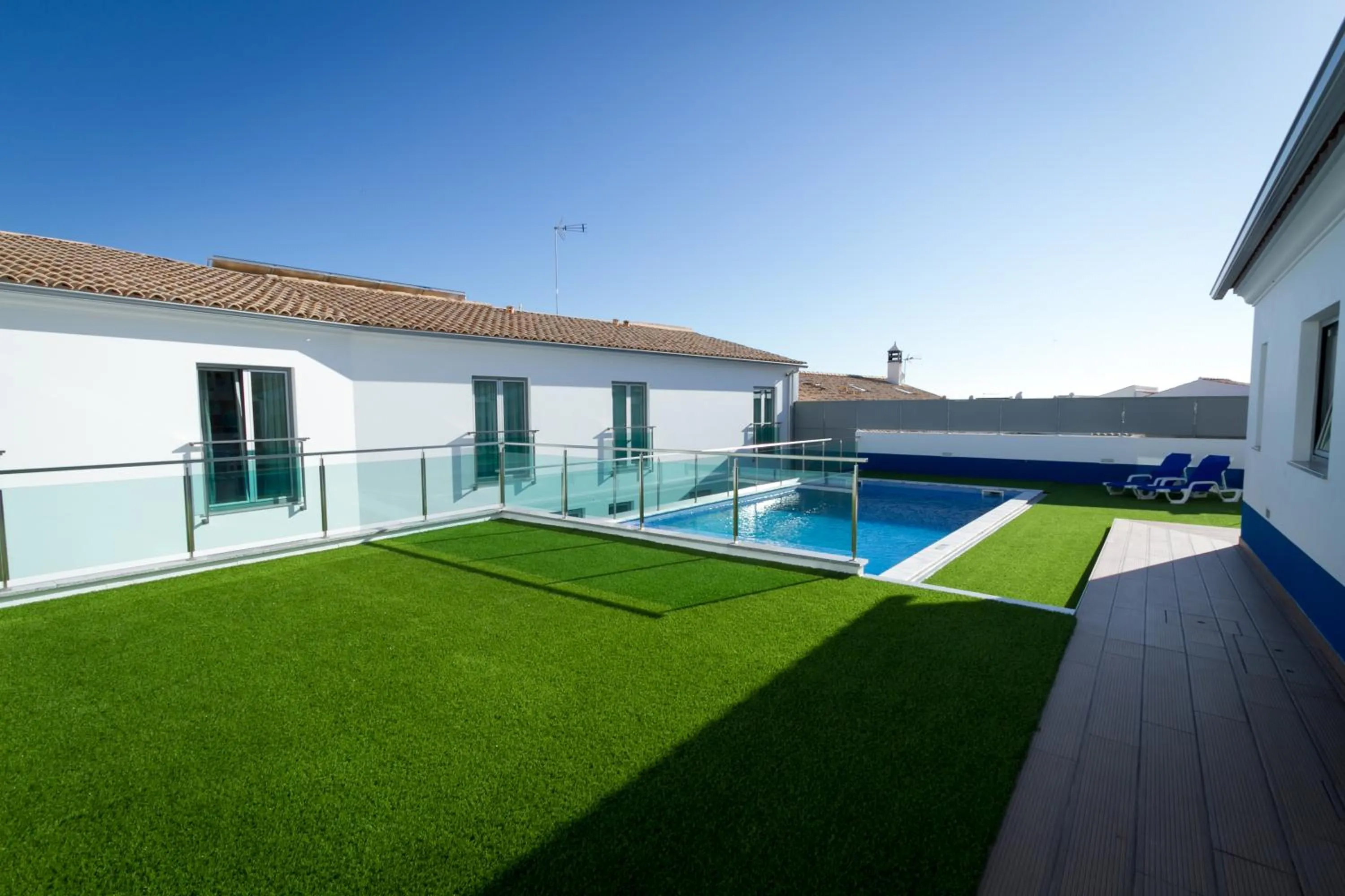 Property building in PeraLux