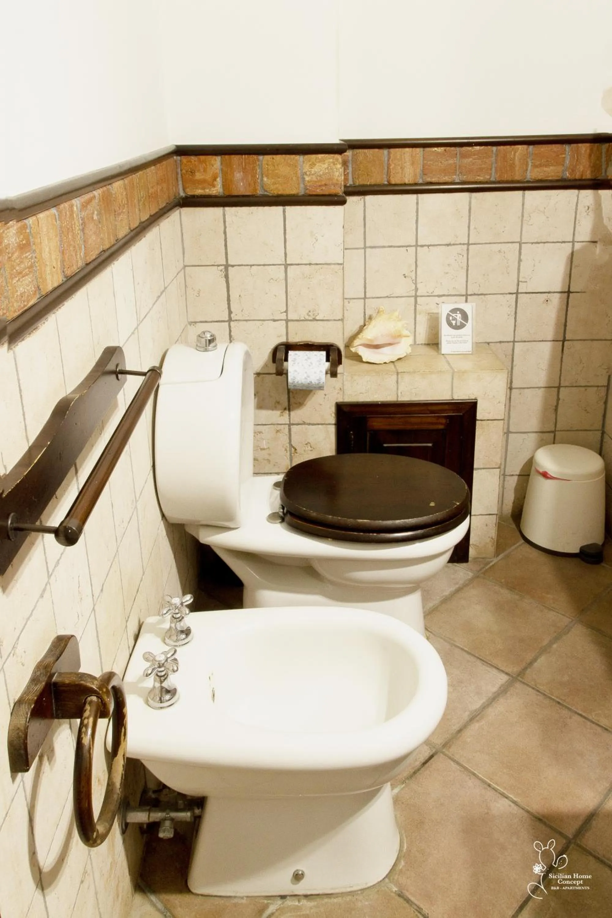 Toilet in Sicilian Home