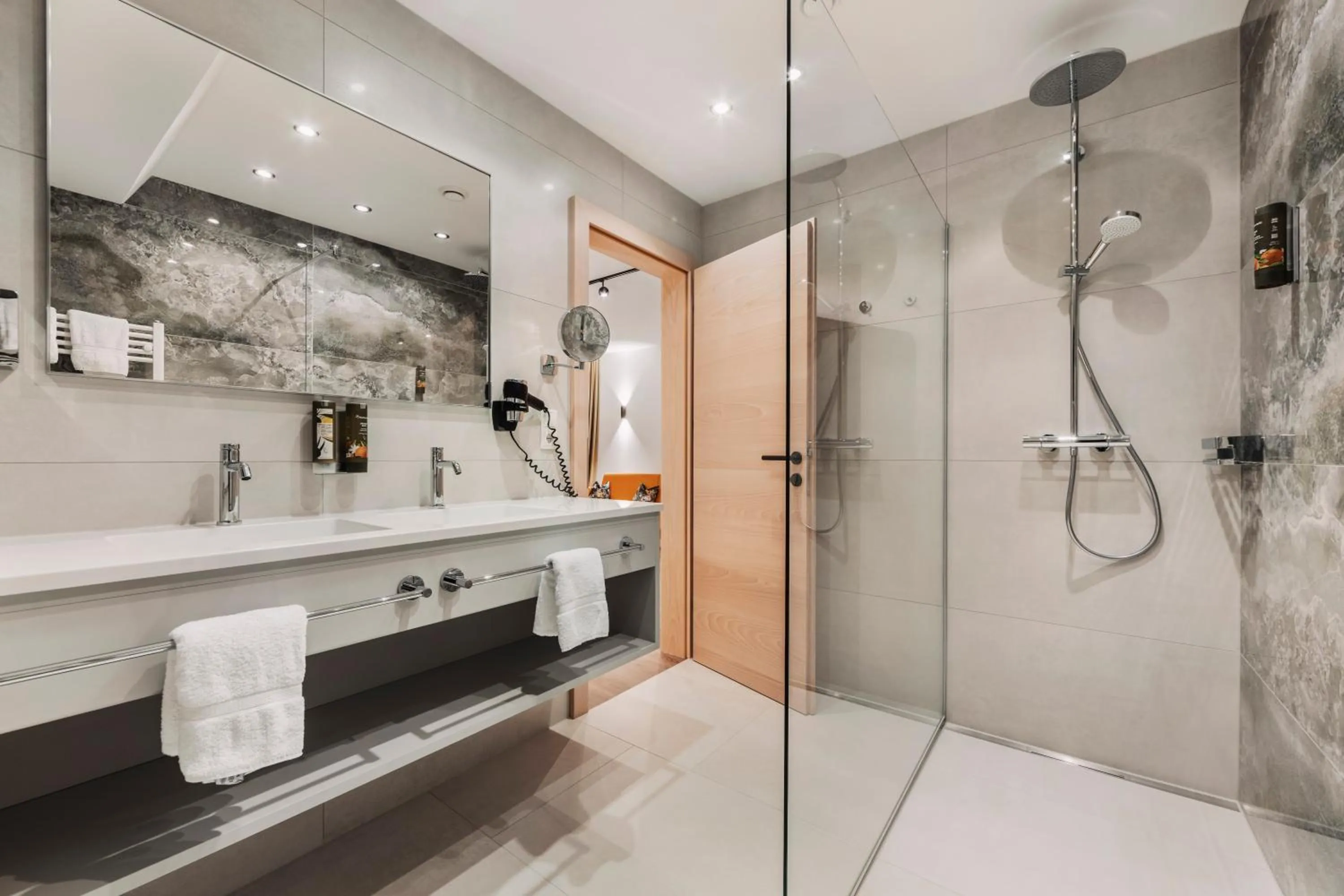 Bathroom in Hotel Dominic