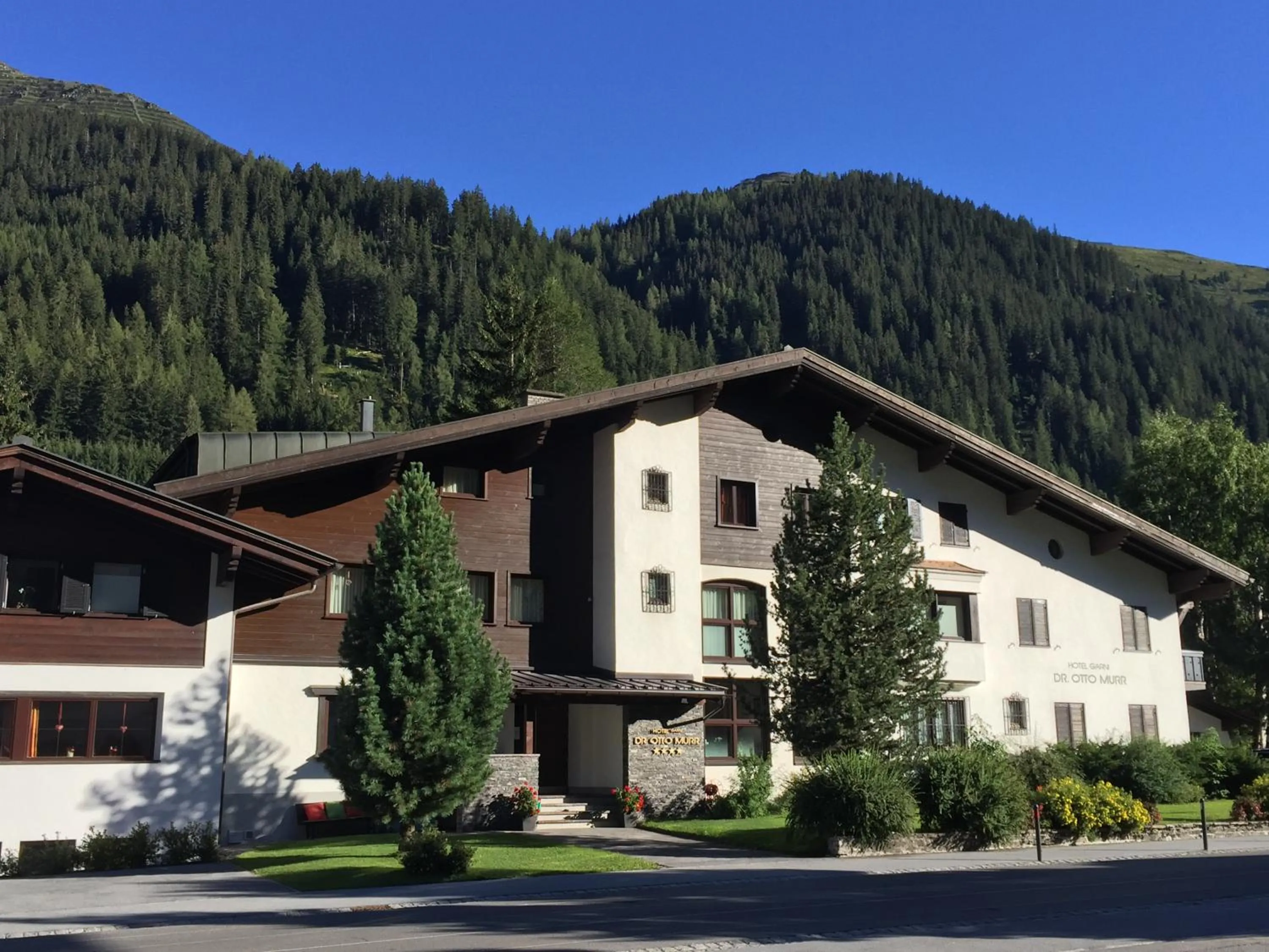 Property building in Hotel Dr Otto Murr B&B