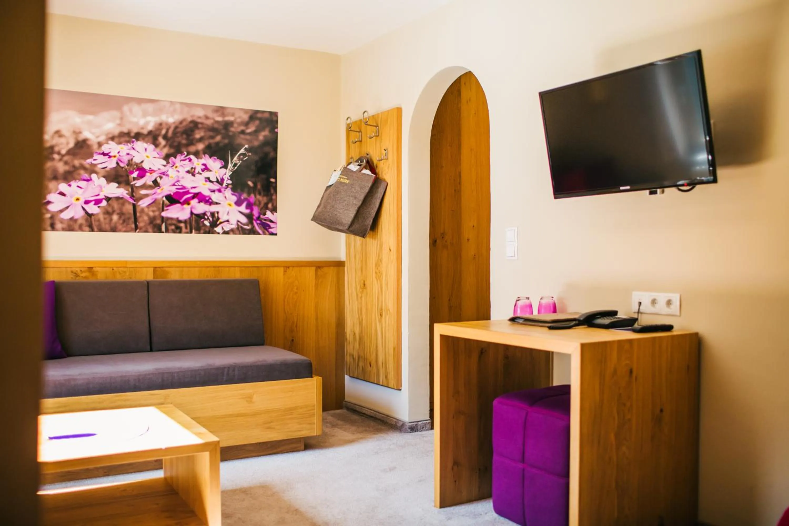 Photo of the whole room in Hotel Dr Otto Murr B&B