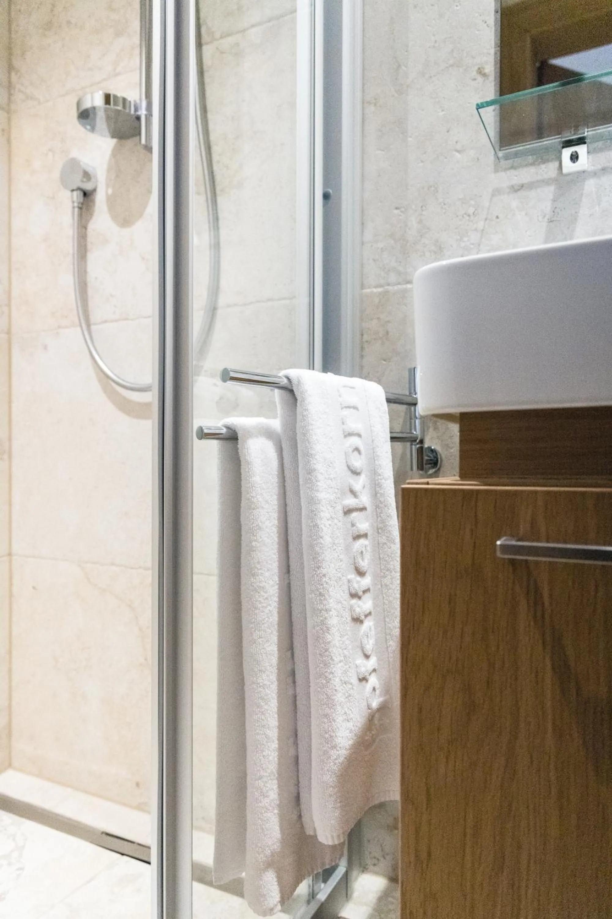 Photo of the whole room in Pfefferkorn's Hotel