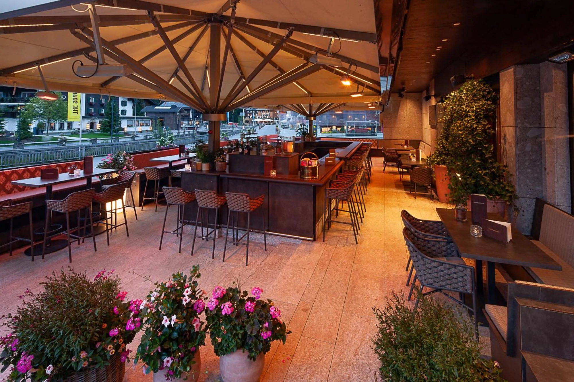 Restaurant/places to eat in Pfefferkorn's Hotel