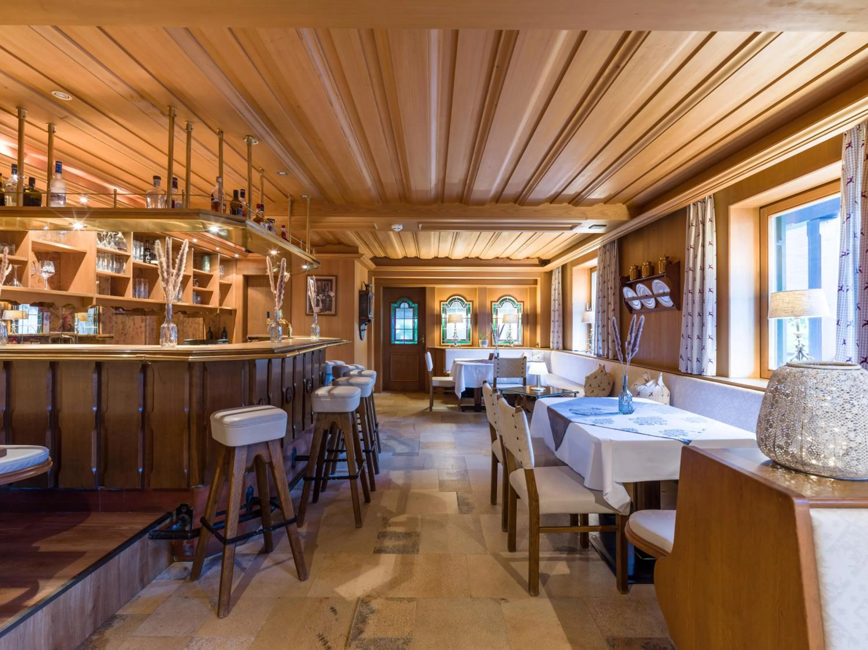 Restaurant/places to eat in Sporthotel Austria