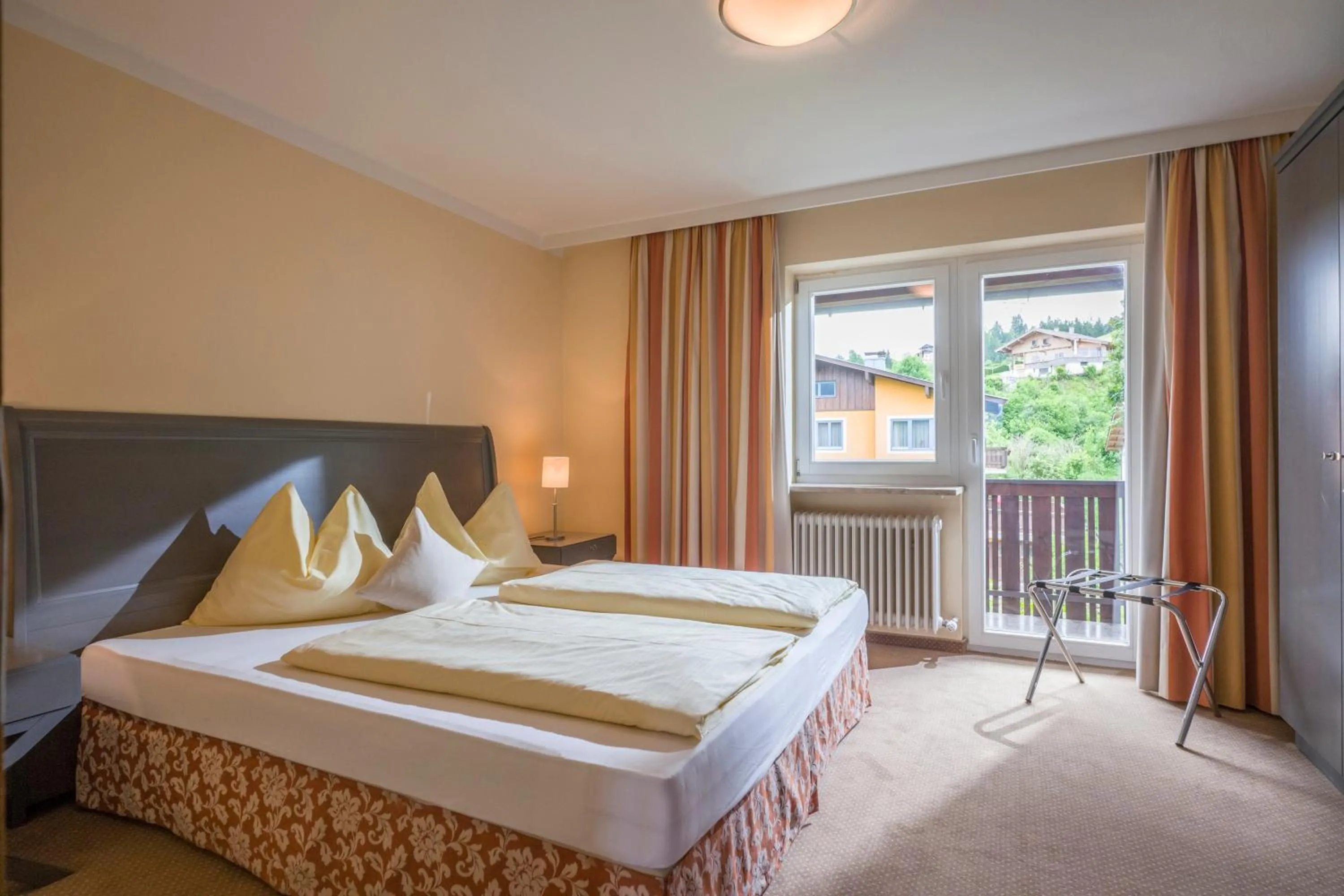 Bed in Sporthotel Austria