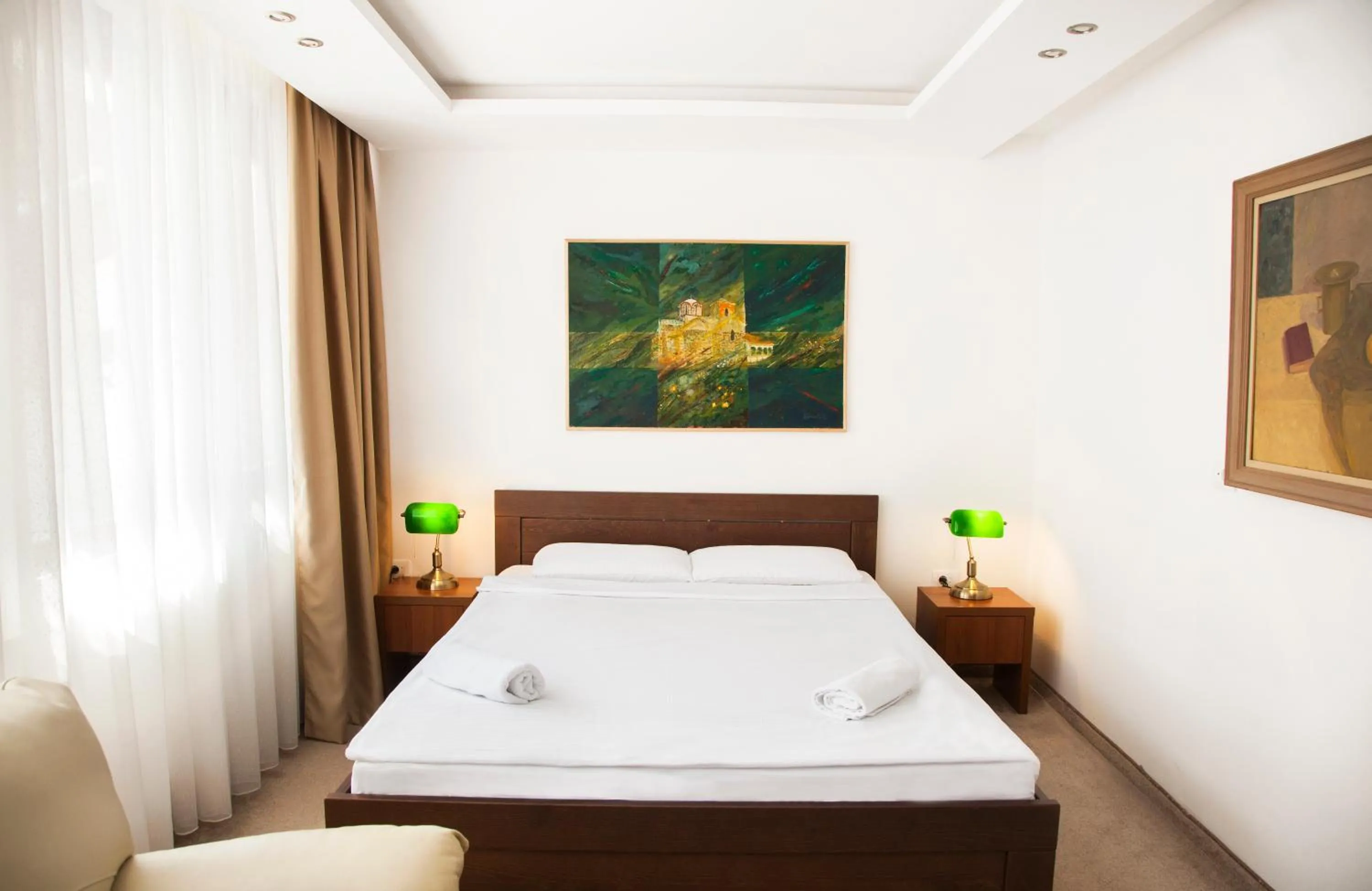 Bedroom, Bed in Hotel Happy