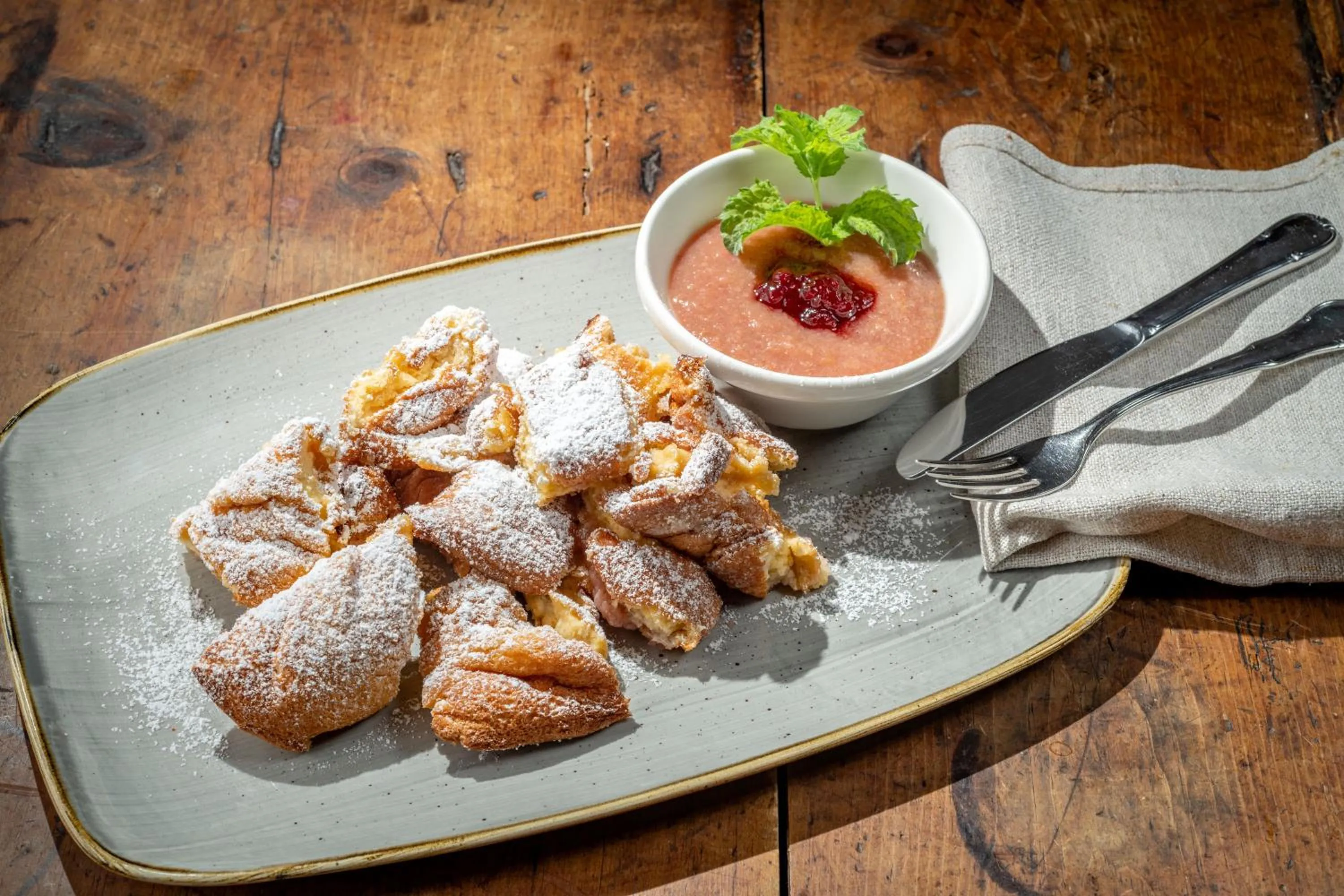 Restaurant/places to eat in Relax & Vitalhotel Adler