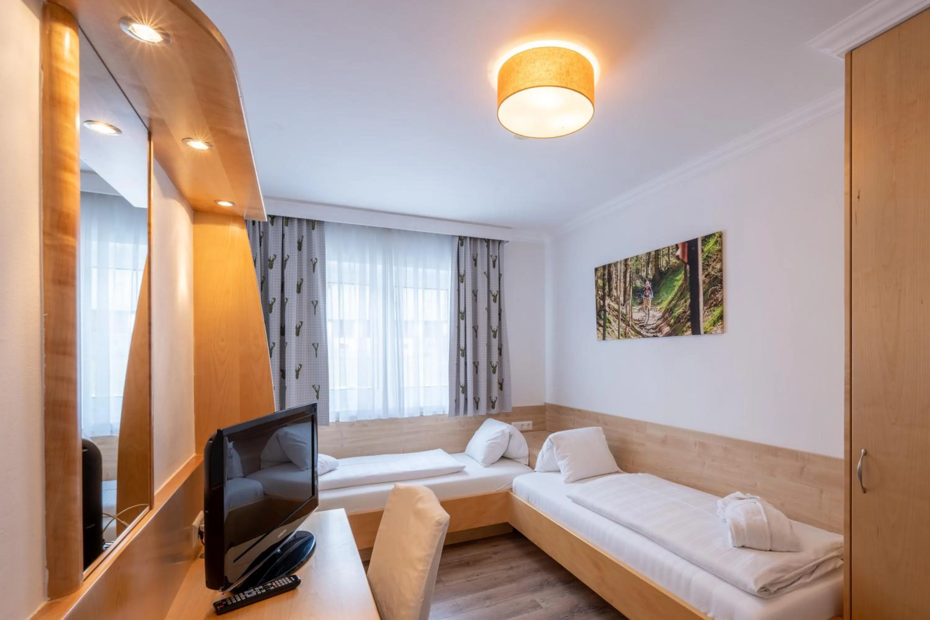 Photo of the whole room in Genusshotel Almrausch