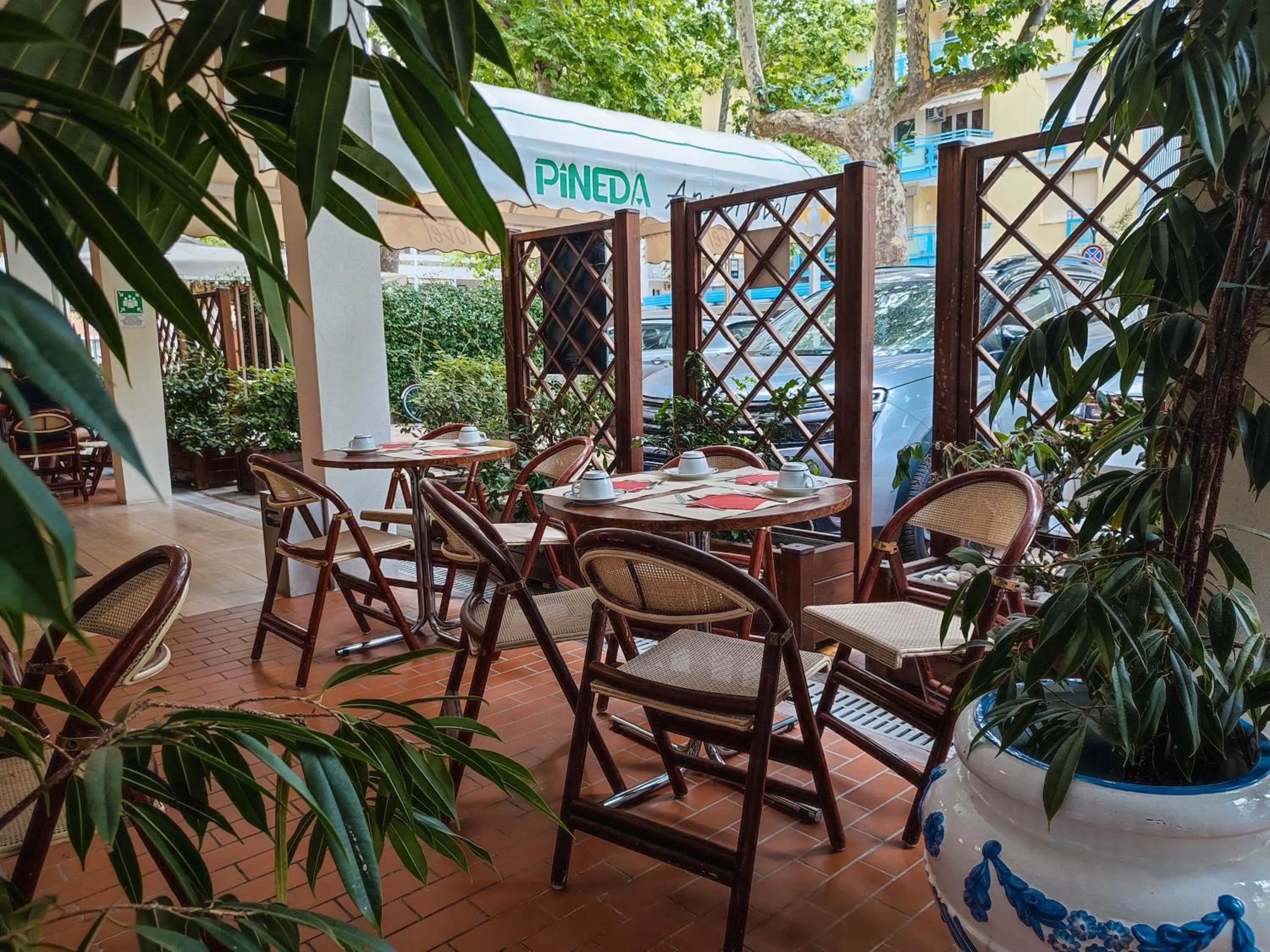 Patio in Aparthotel Pineda