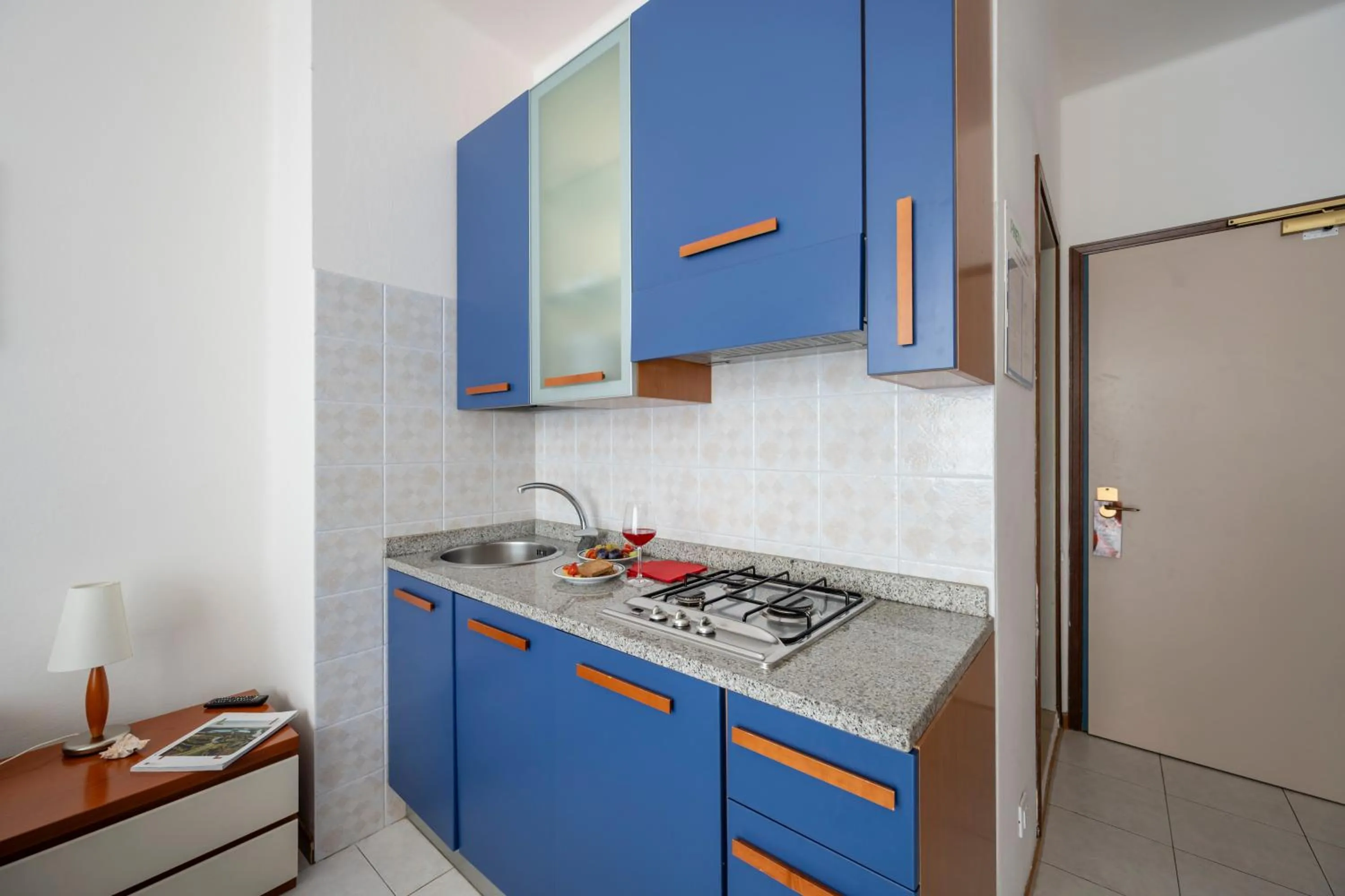 Kitchen or kitchenette in Aparthotel Pineda
