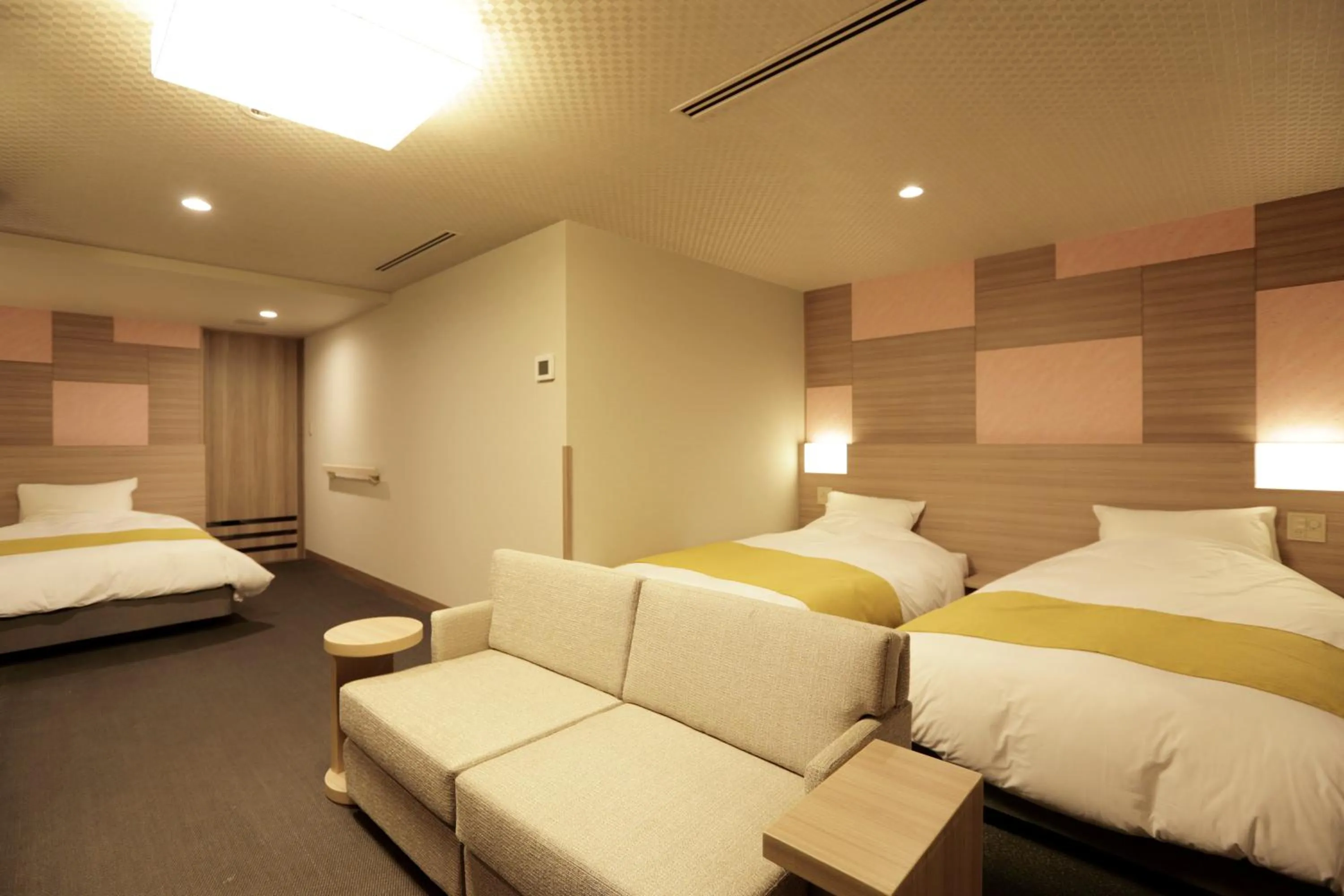 Bed in Tsukino Yado Sara