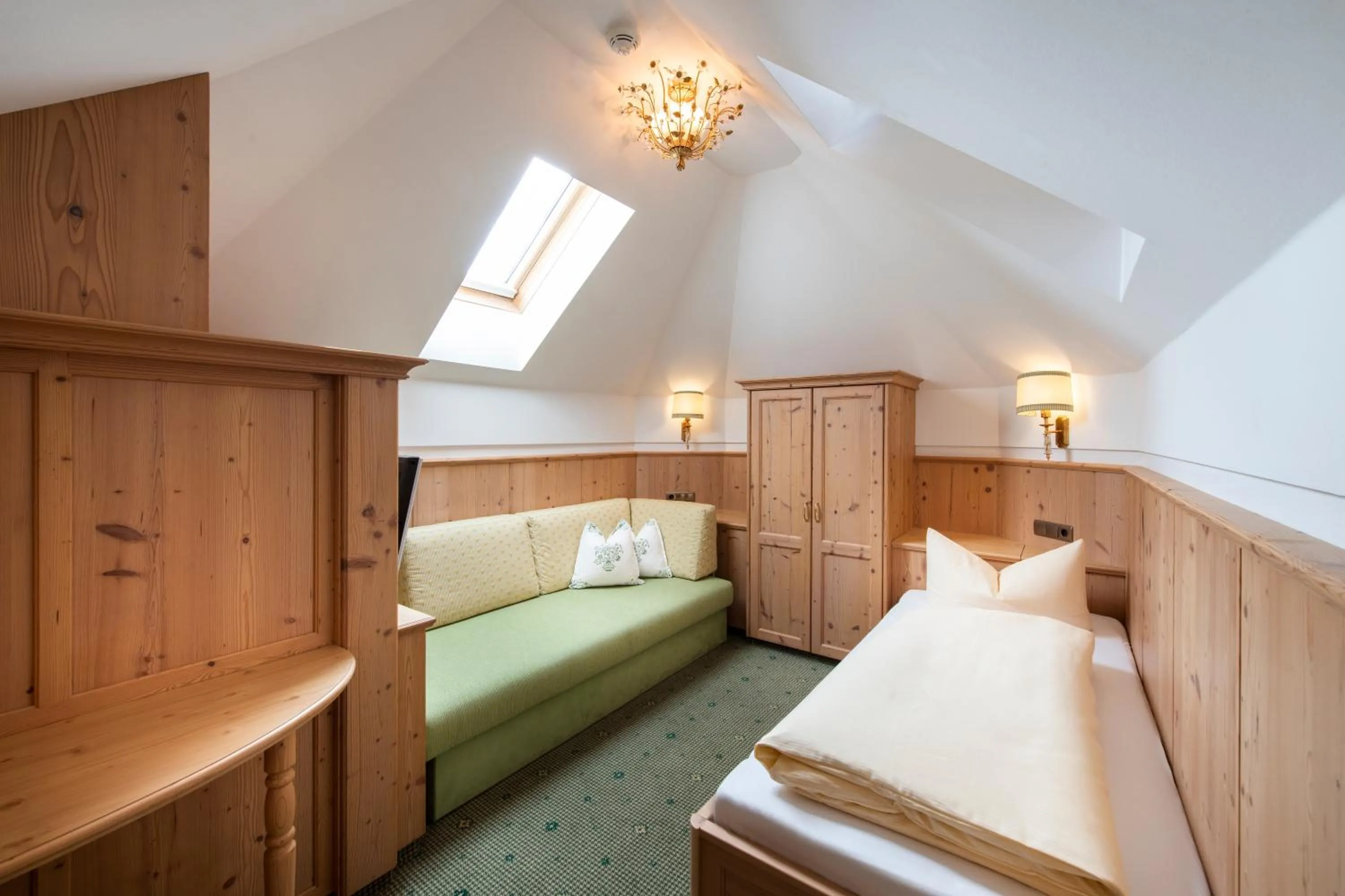 Bed in Hotel Alpenjuwel 4 Sterne Superior