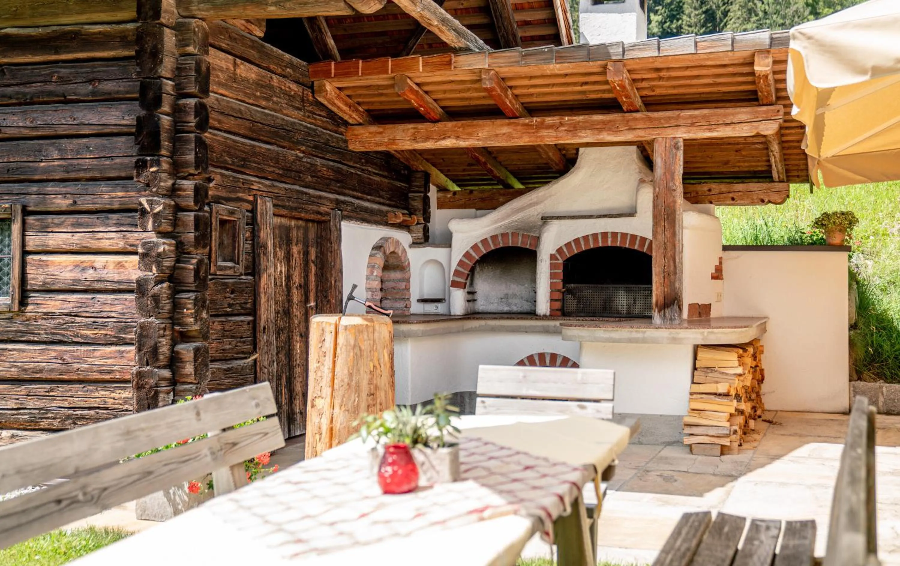 BBQ facilities in Hotel Sonnschupfer