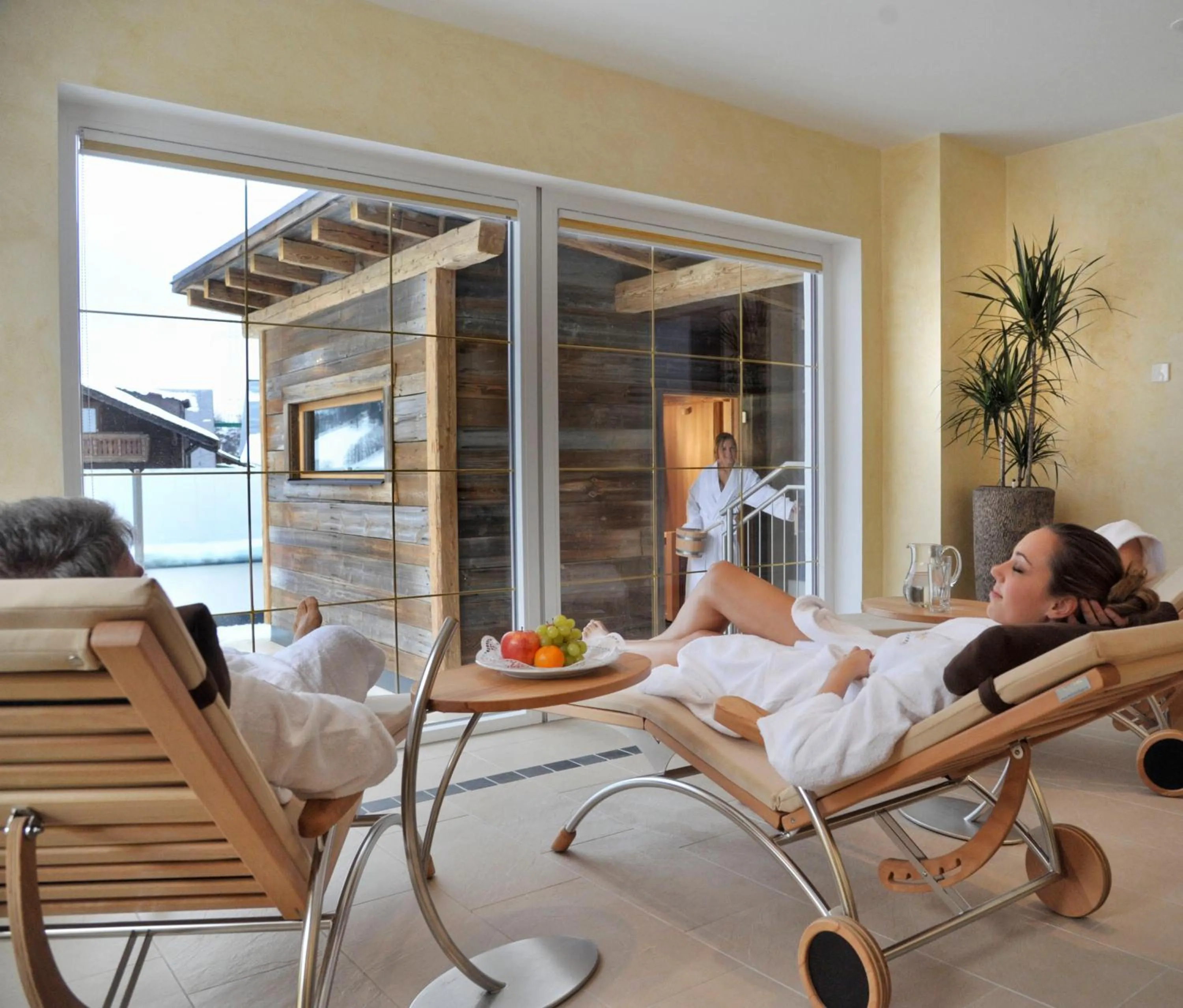 People in Hotel Sonnschupfer