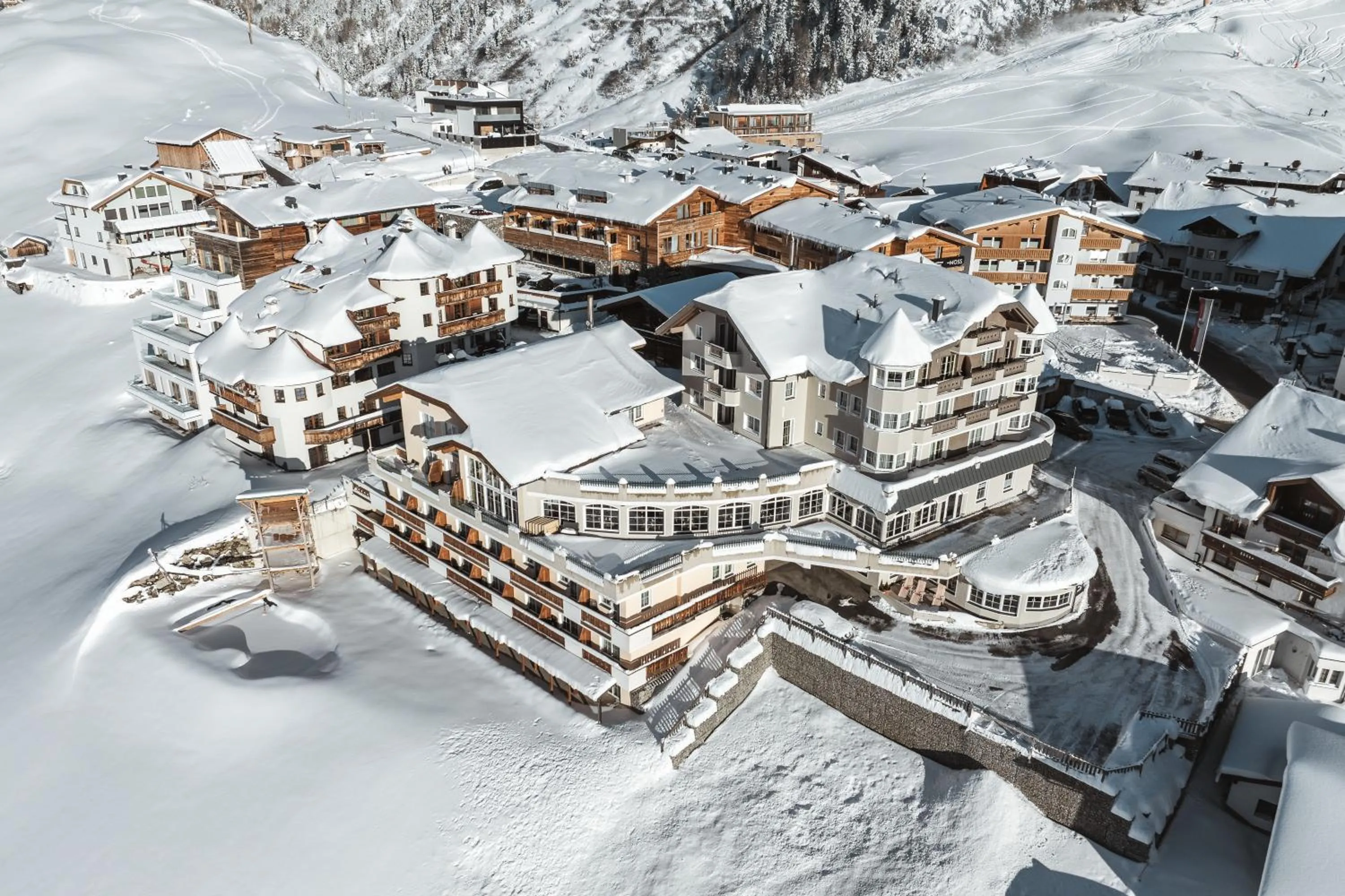 Property building in Alpenaussicht