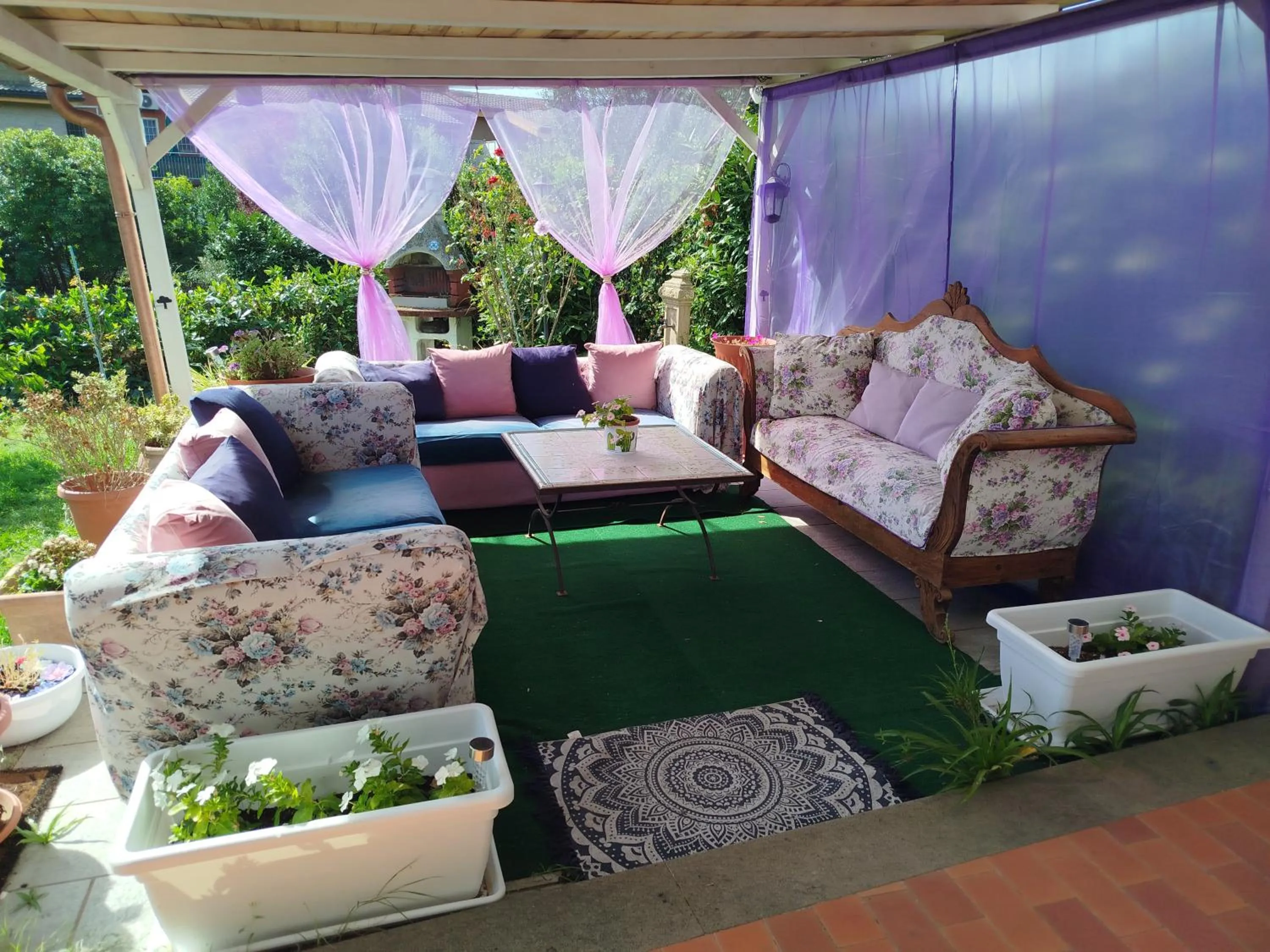 Garden view in Gatto Matto