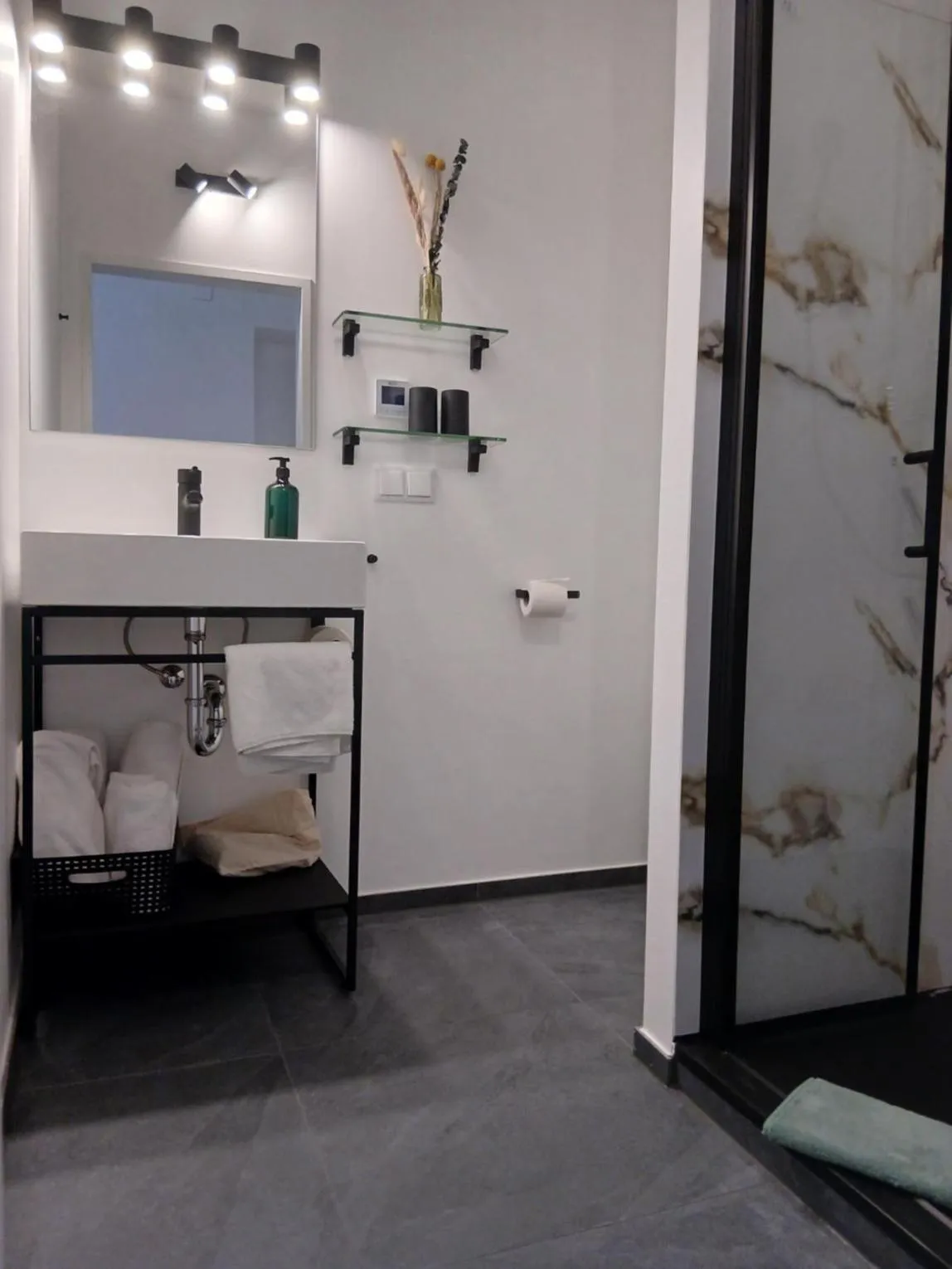 Hotel Fuchs & Hase SELF CHECK IN