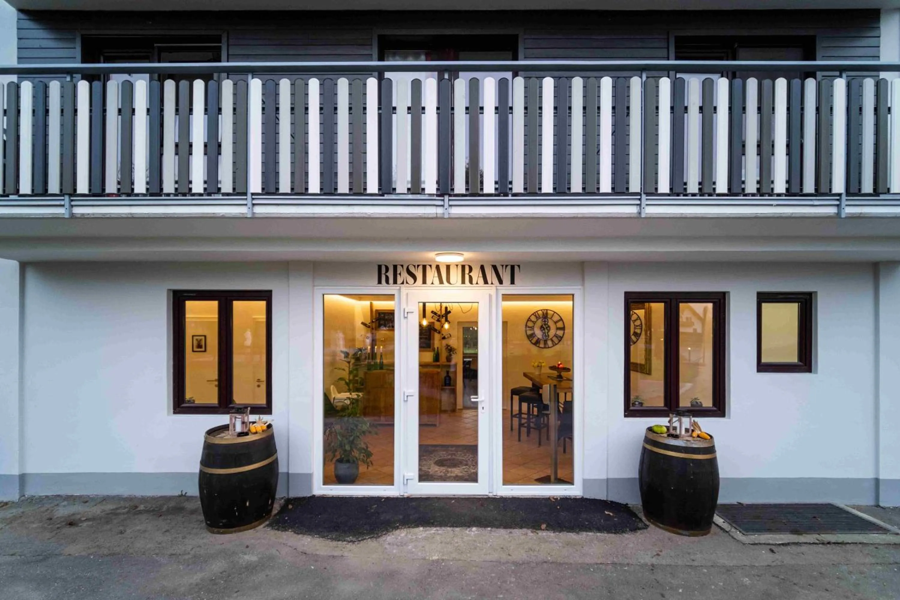 Restaurant/places to eat in Hotel Fuchs & Hase SELF CHECK IN