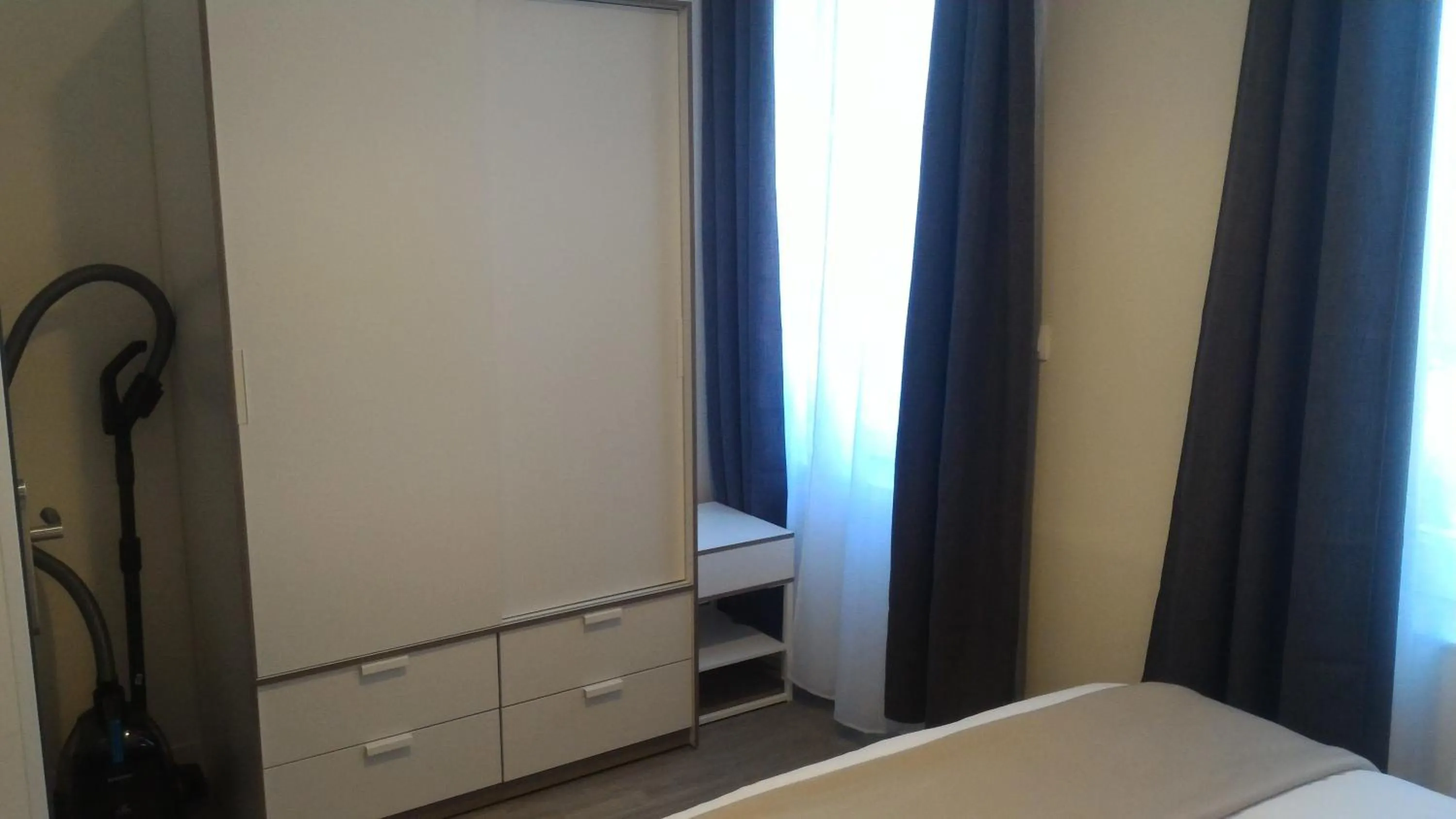 Bedroom, Bed in Sohosuite