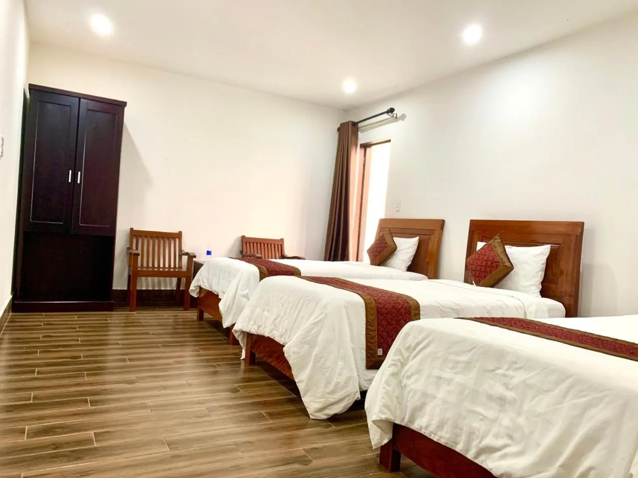 Bed in Hoi An Sun Lake Villa