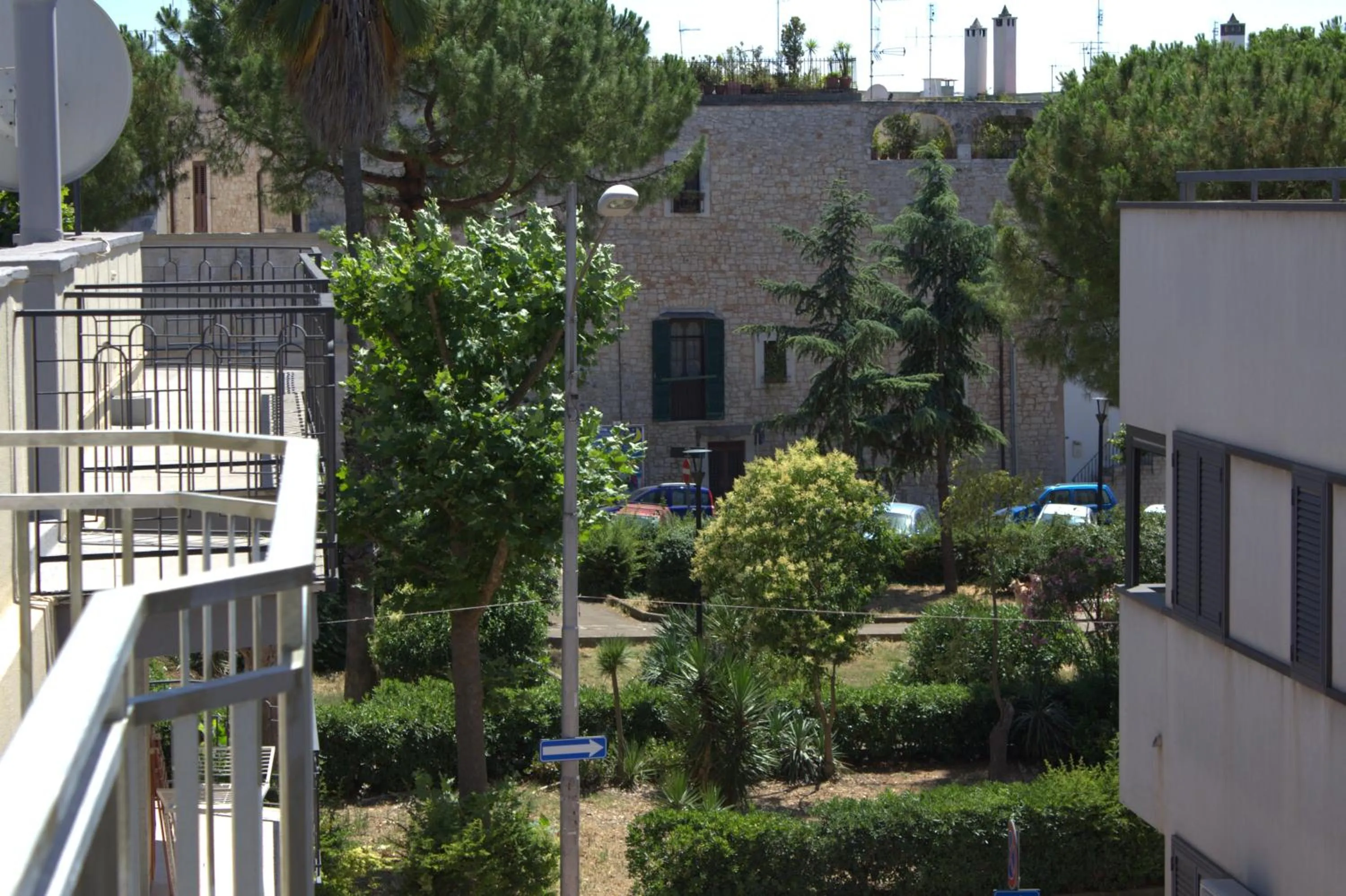 Property building in Bigarò