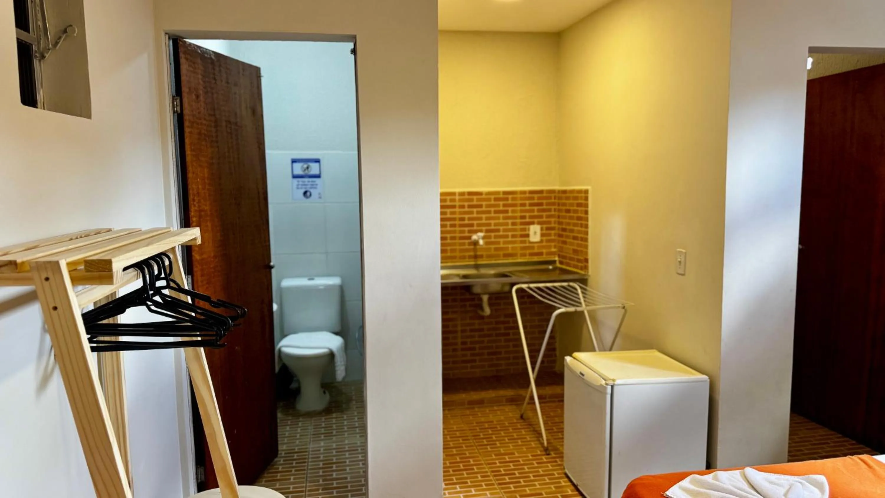 Photo of the whole room in Pousada Maresia Centro - Piscinas Naturais