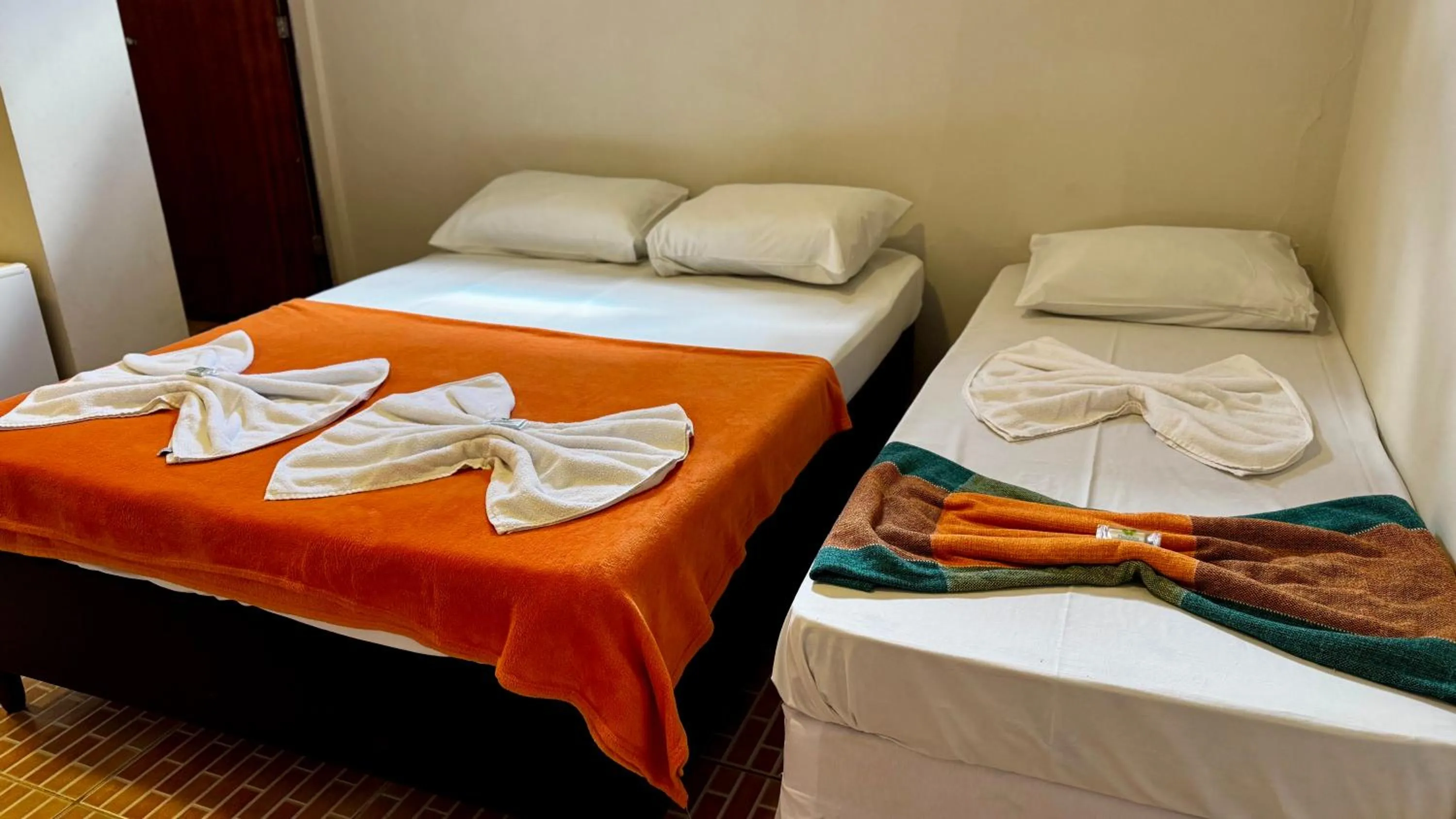 Photo of the whole room, Bed in Pousada Maresia Centro - Piscinas Naturais